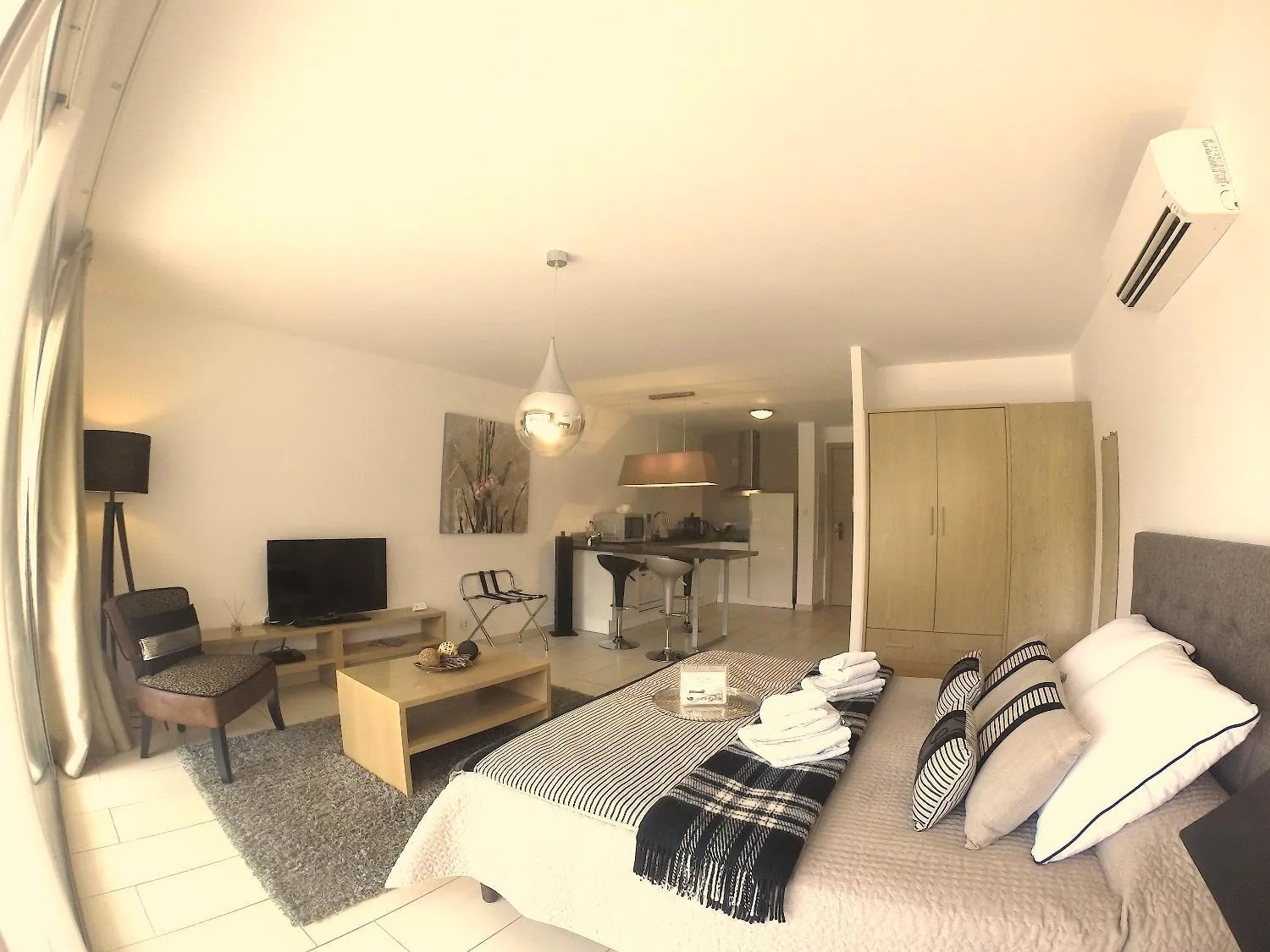 Photo of the whole room in Résidence Le Cosimo