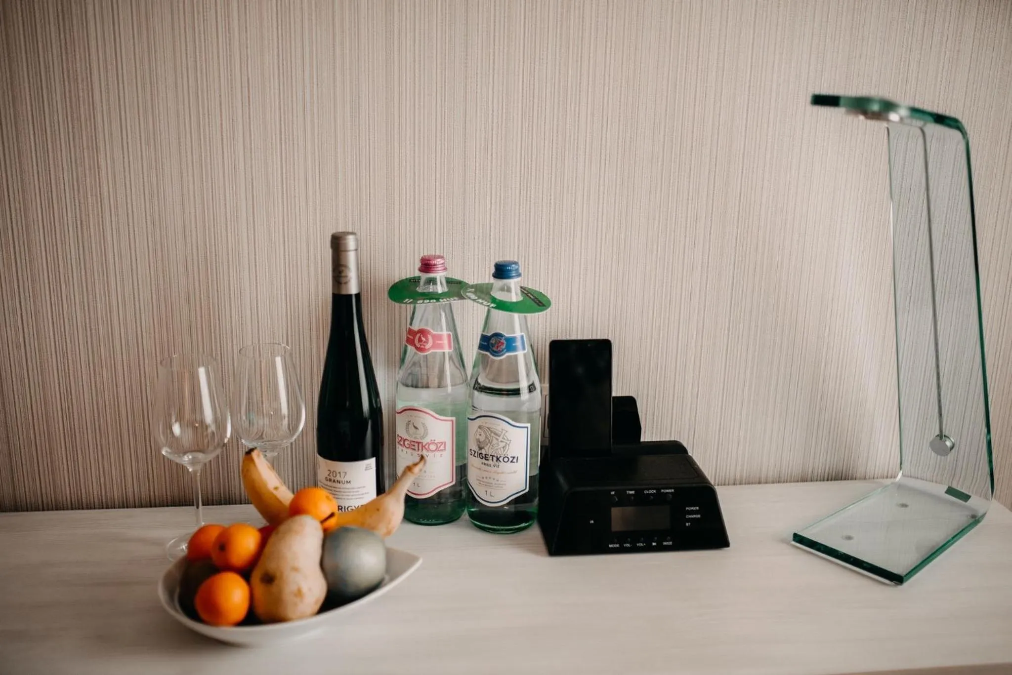 Food and drinks in Science Hotel