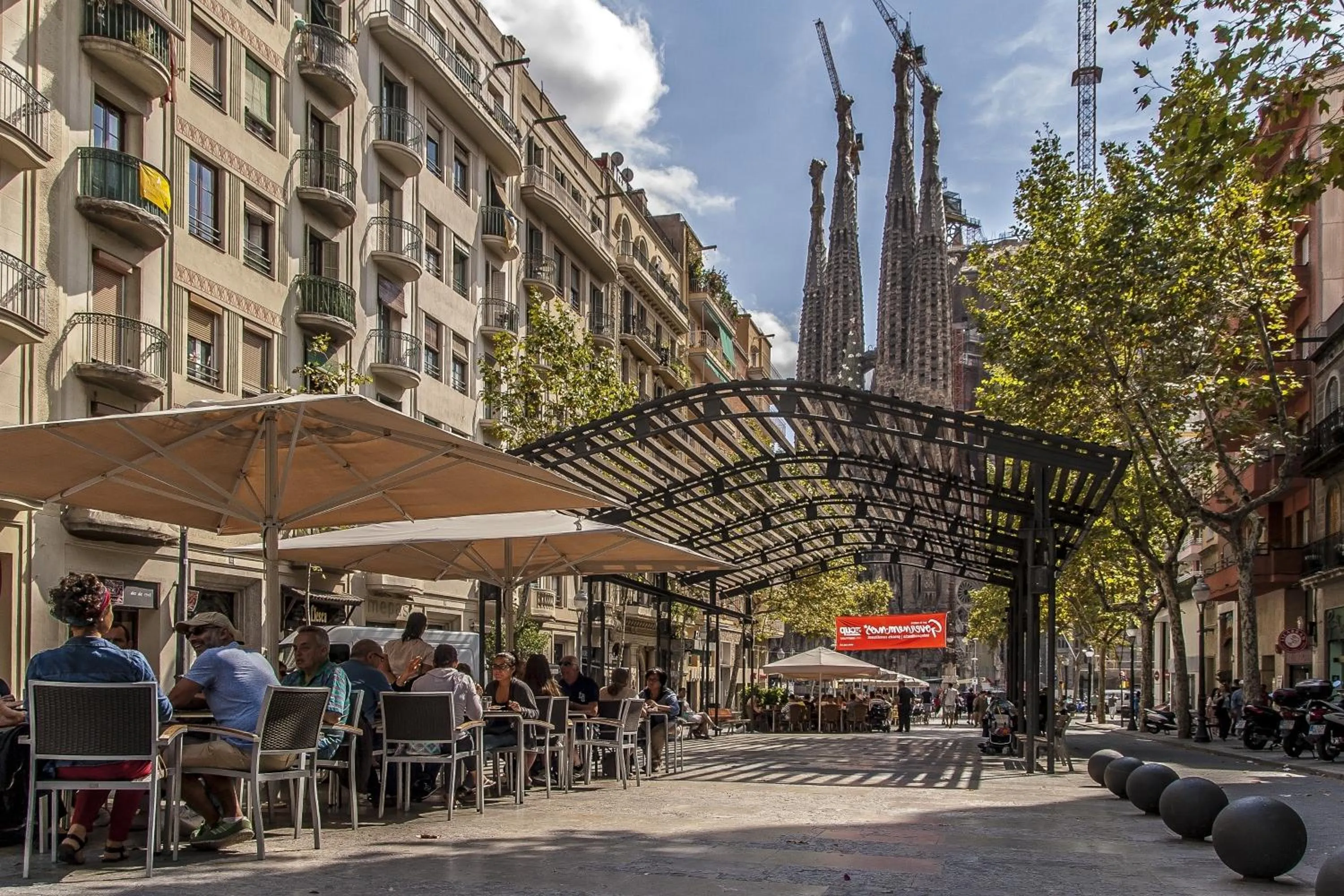 Neighbourhood in Habitat Apartments Cool Jazz