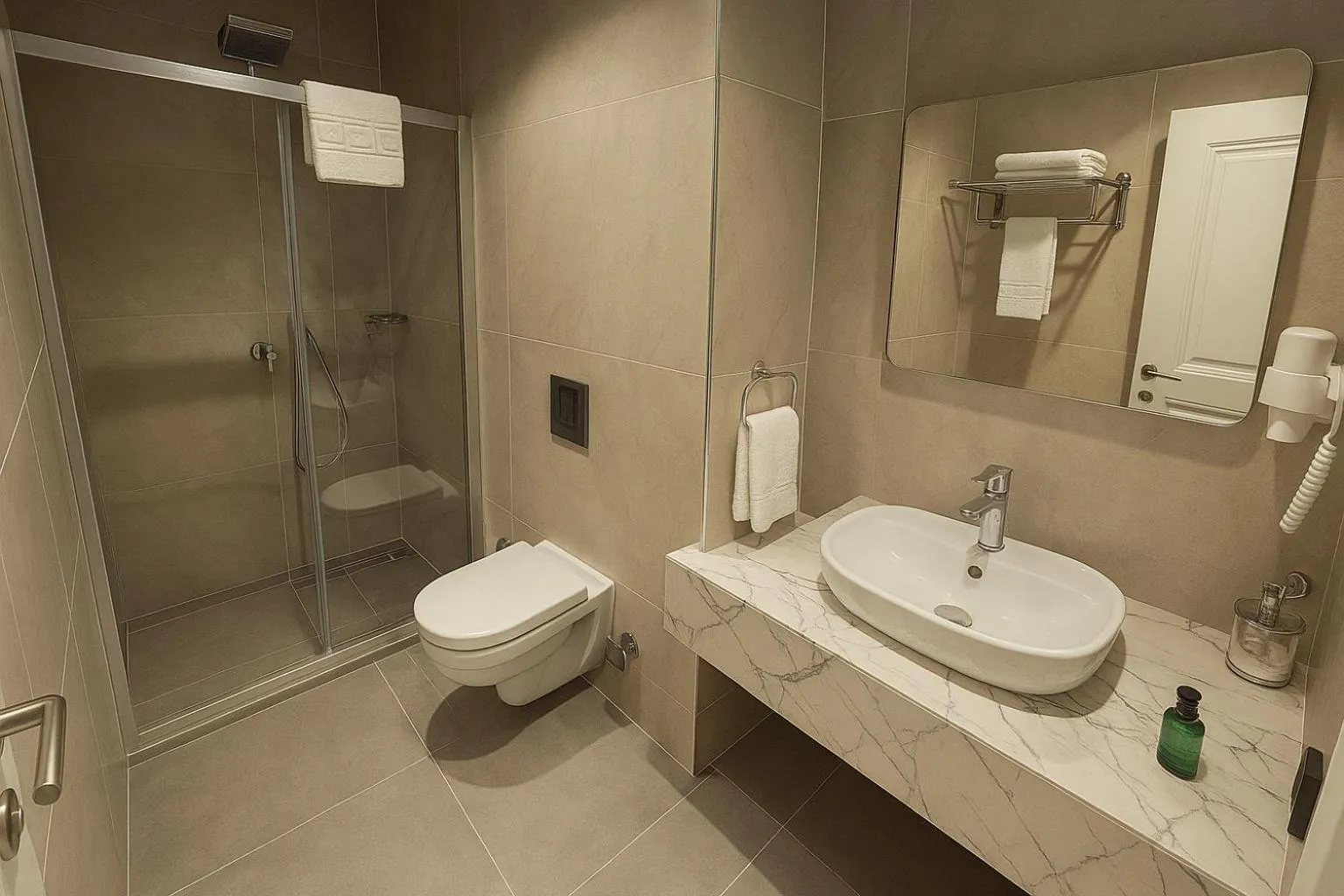 Shower in Center Port Hotel Karaköy