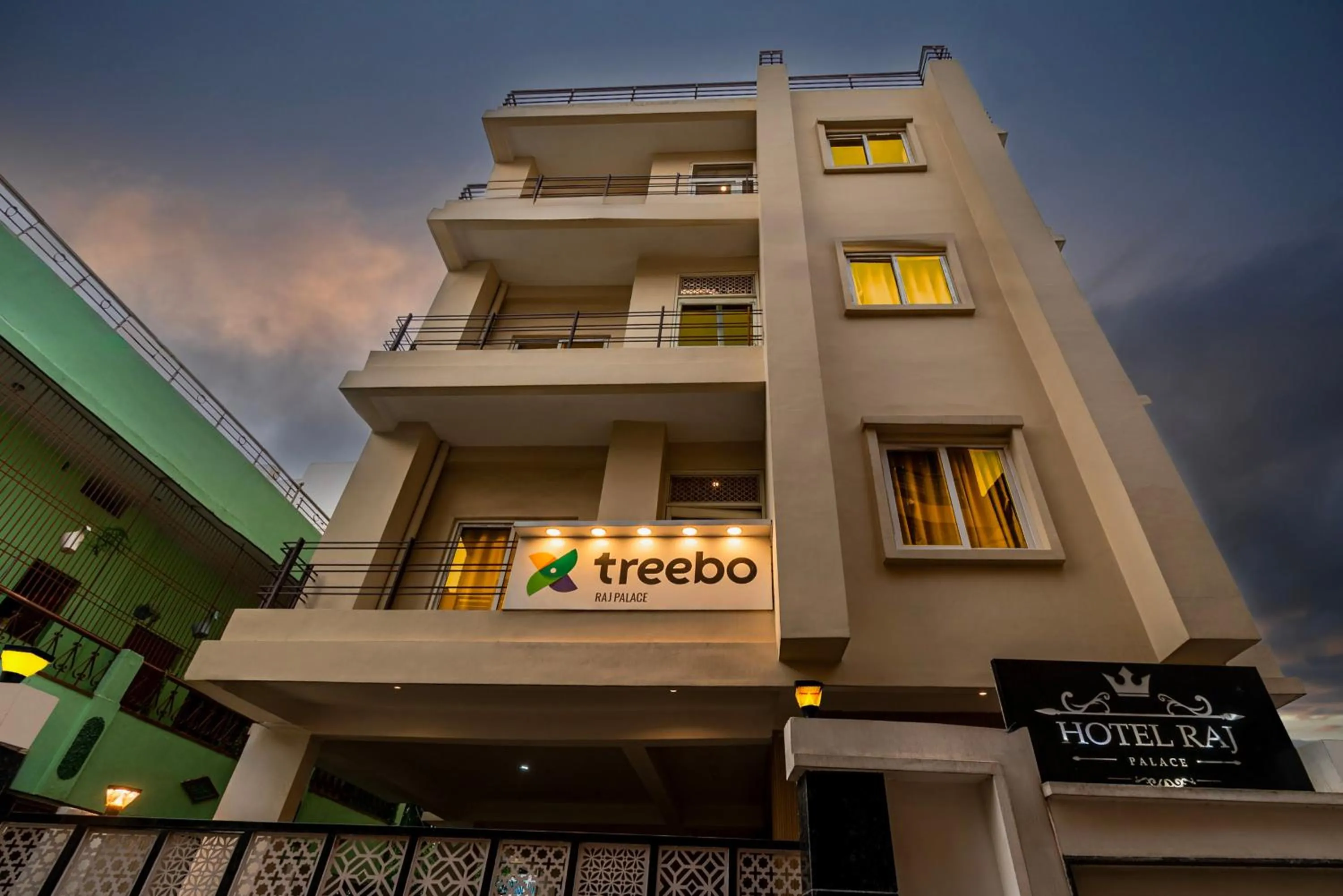 Property building in Treebo Raj Palace