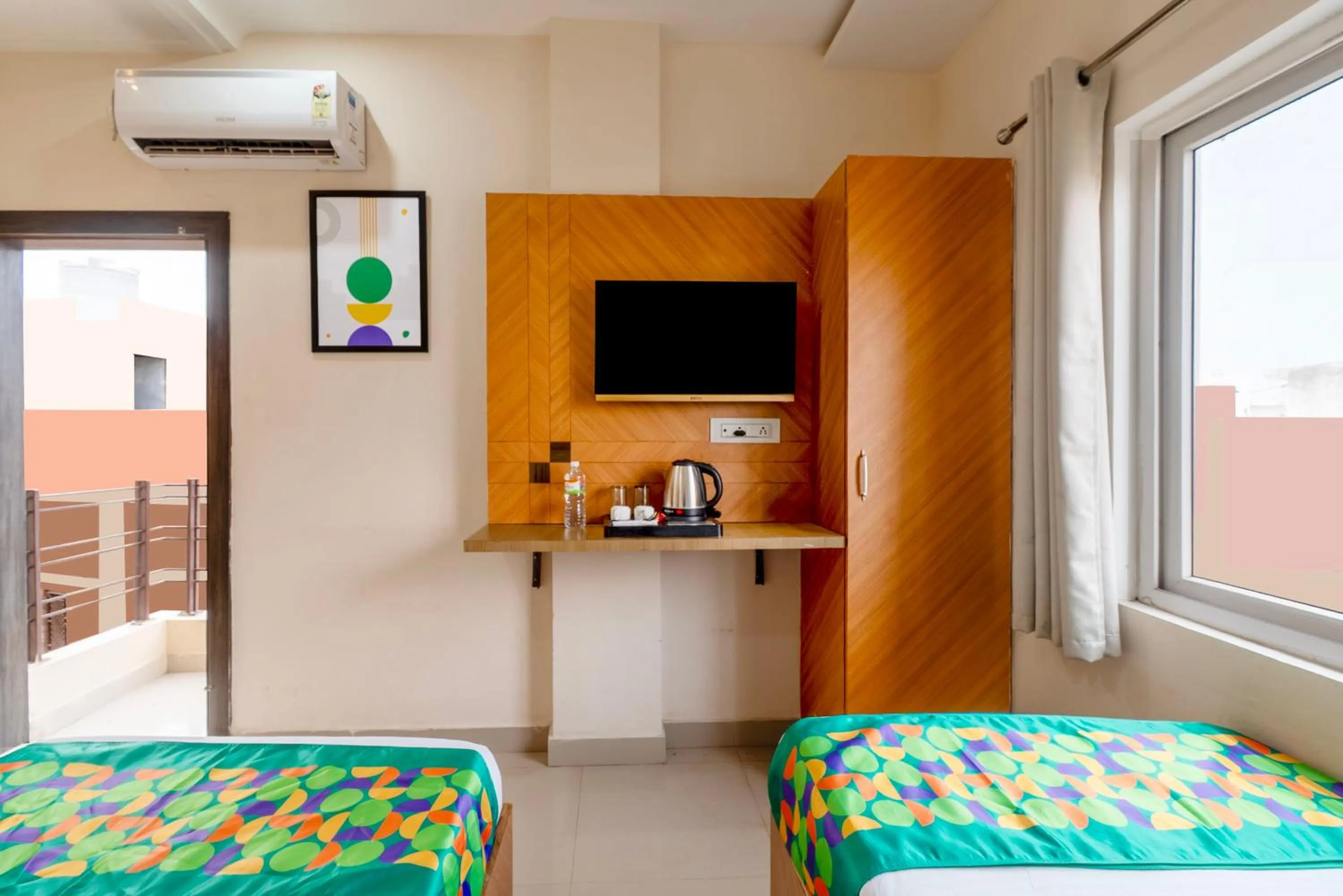 Bedroom, Bed in Treebo Raj Palace