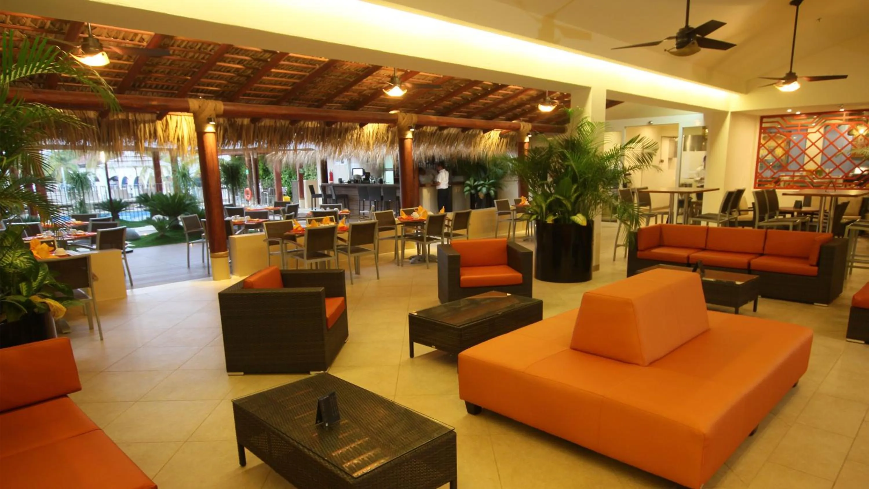 Property building in Holiday Inn Huatulco by IHG