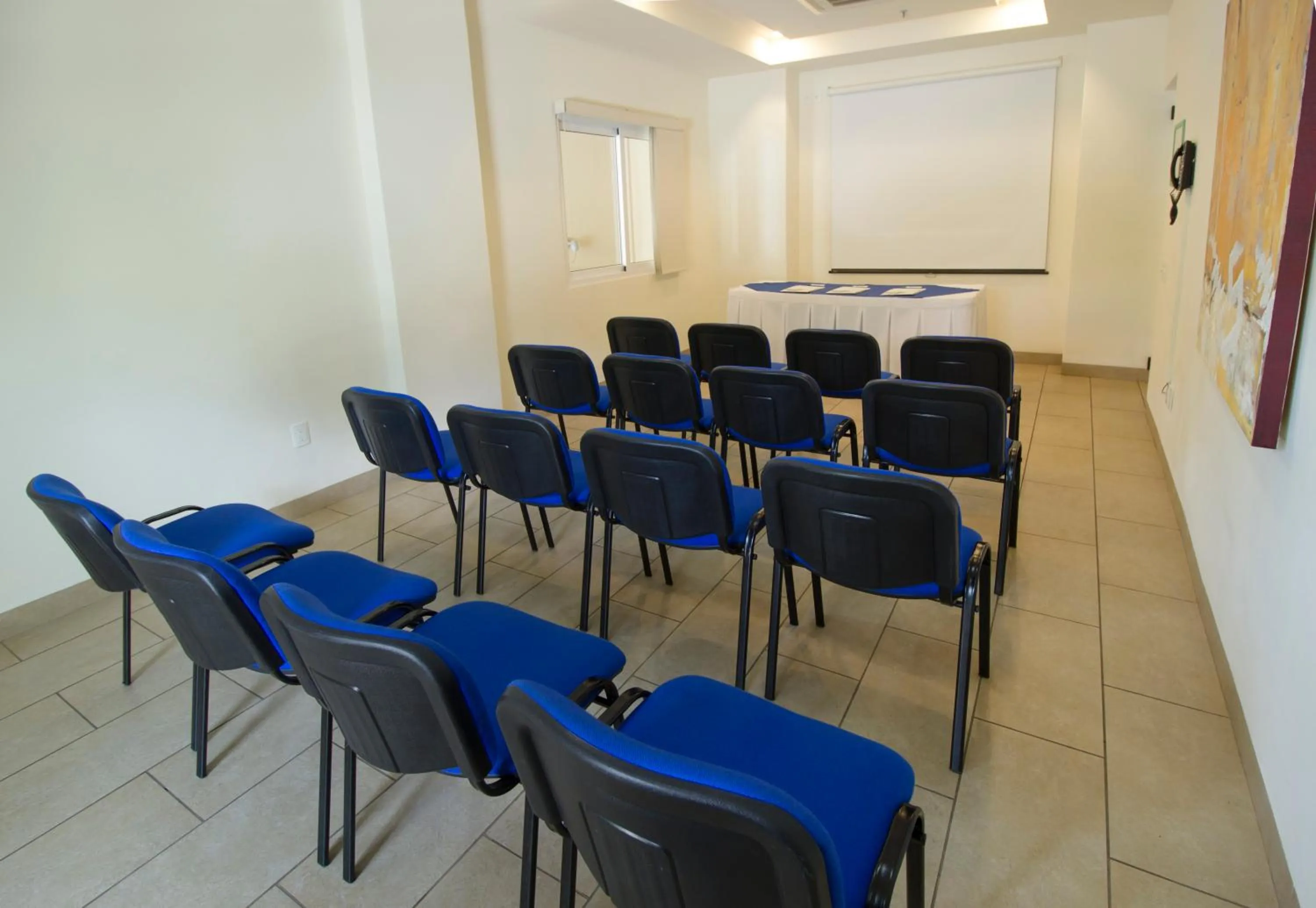 Meeting/conference room in Holiday Inn Huatulco by IHG
