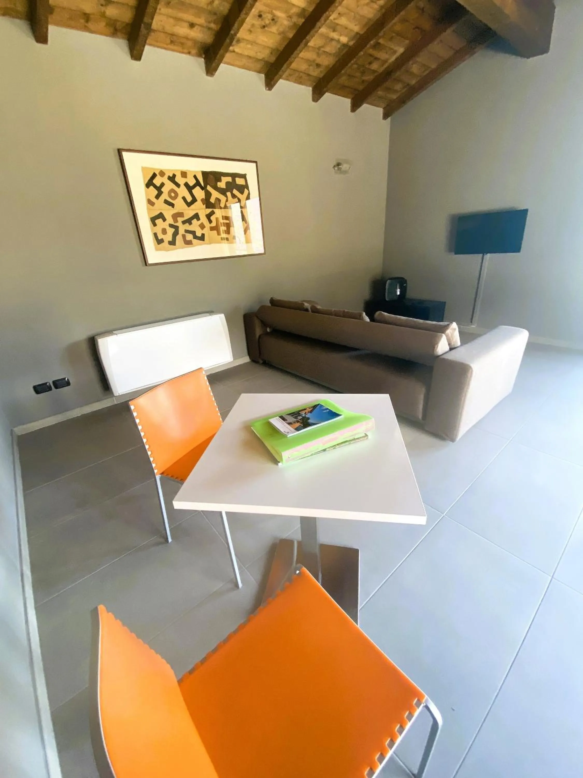 Vela di Soleville camere con e senza vista lago con ristorante & pizzeria