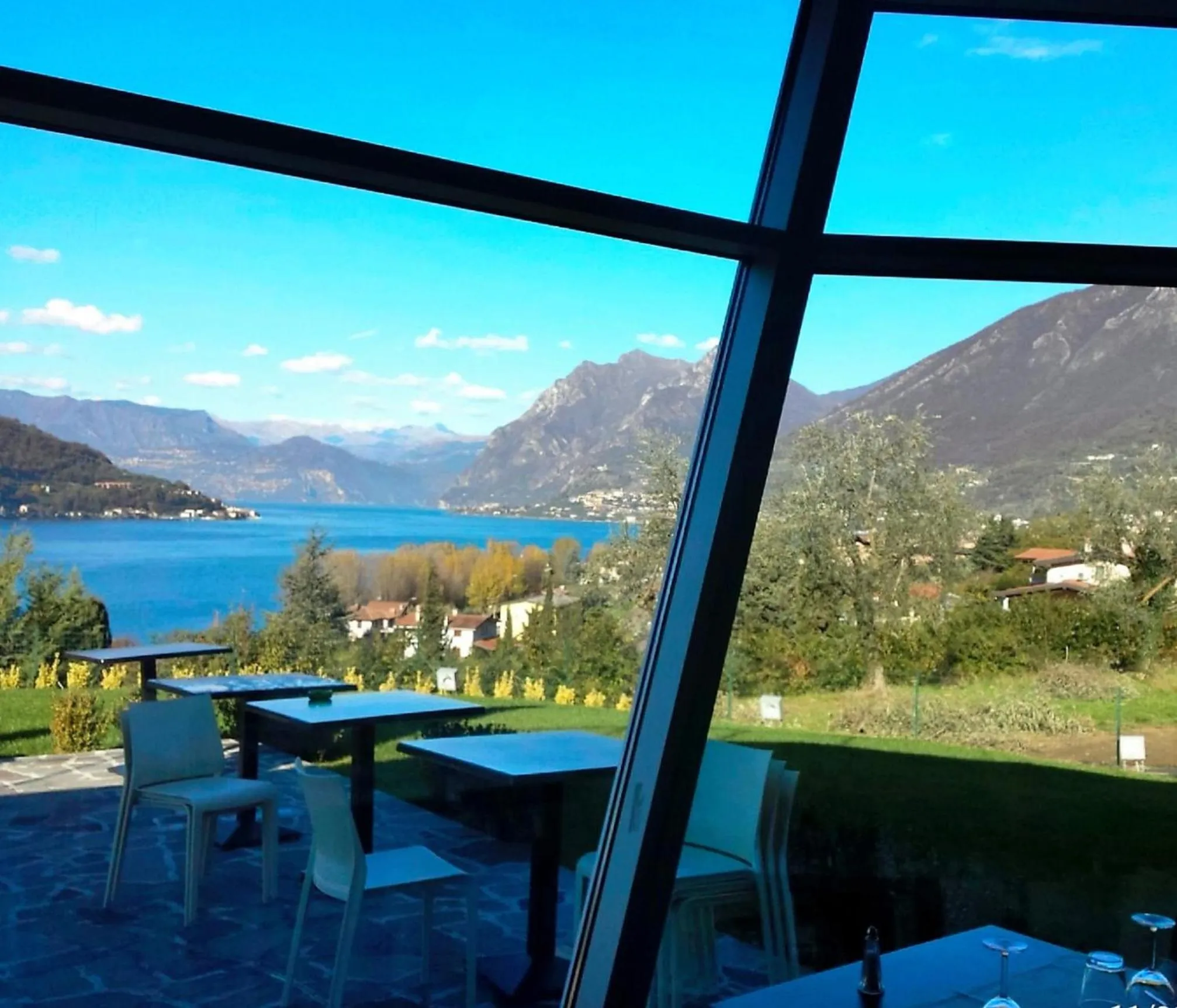 Vela di Soleville camere con e senza vista lago con ristorante & pizzeria