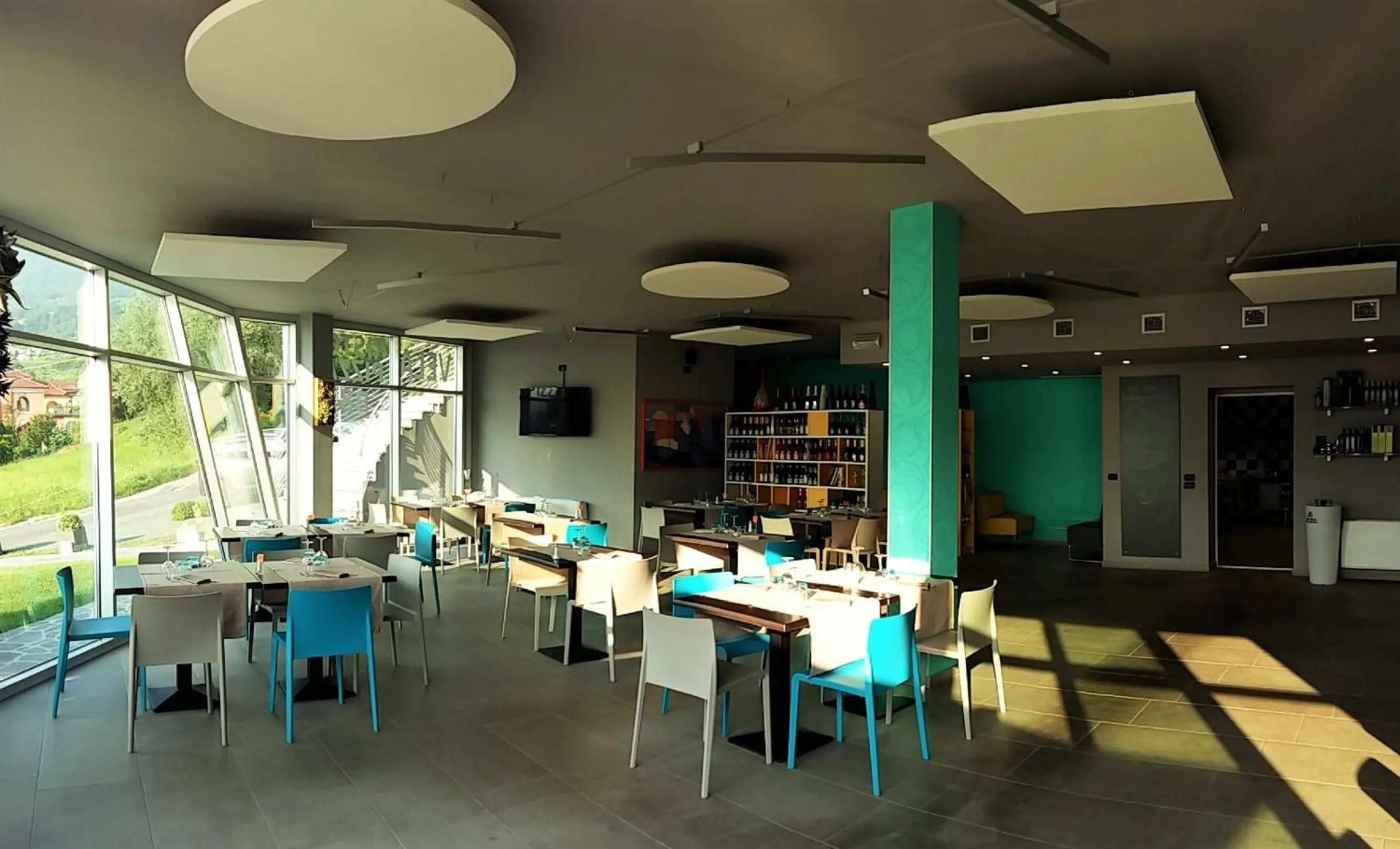 Vela di Soleville camere con e senza vista lago con ristorante & pizzeria