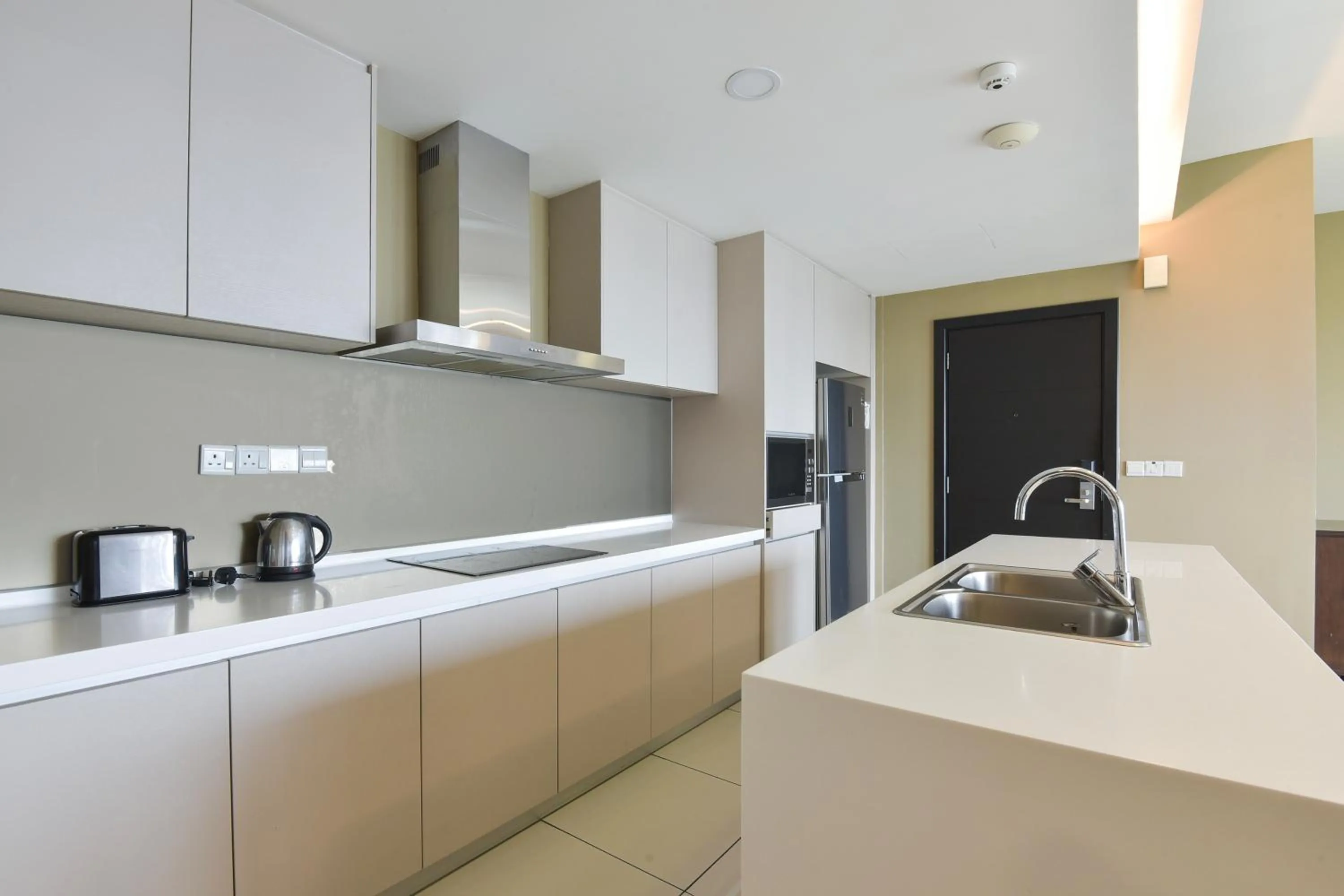 Kitchen or kitchenette in Sunday Hotel Near Petronas Twin Tower Formerly Suasana Suites