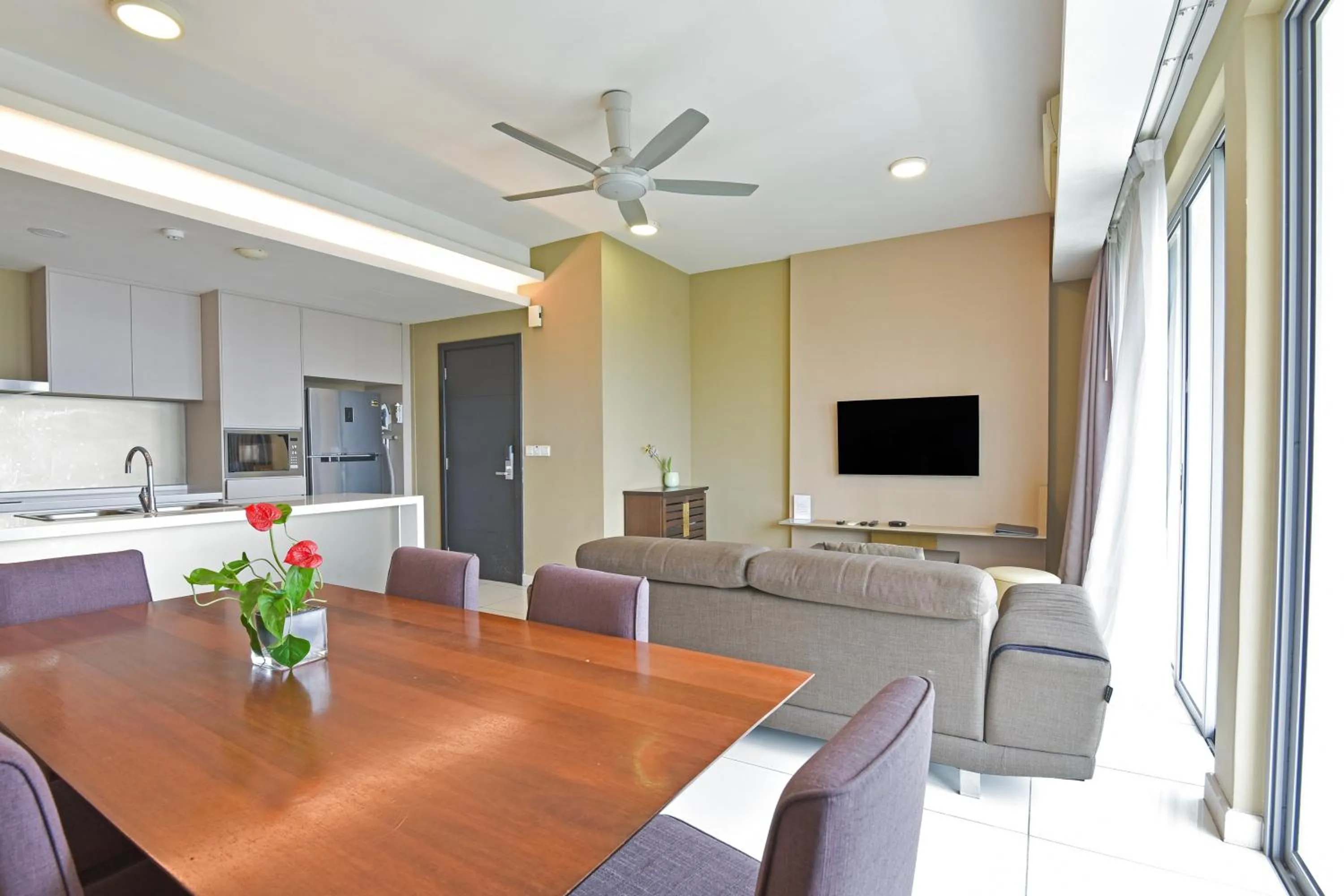 Living room in Sunday Hotel Near Petronas Twin Tower Formerly Suasana Suites