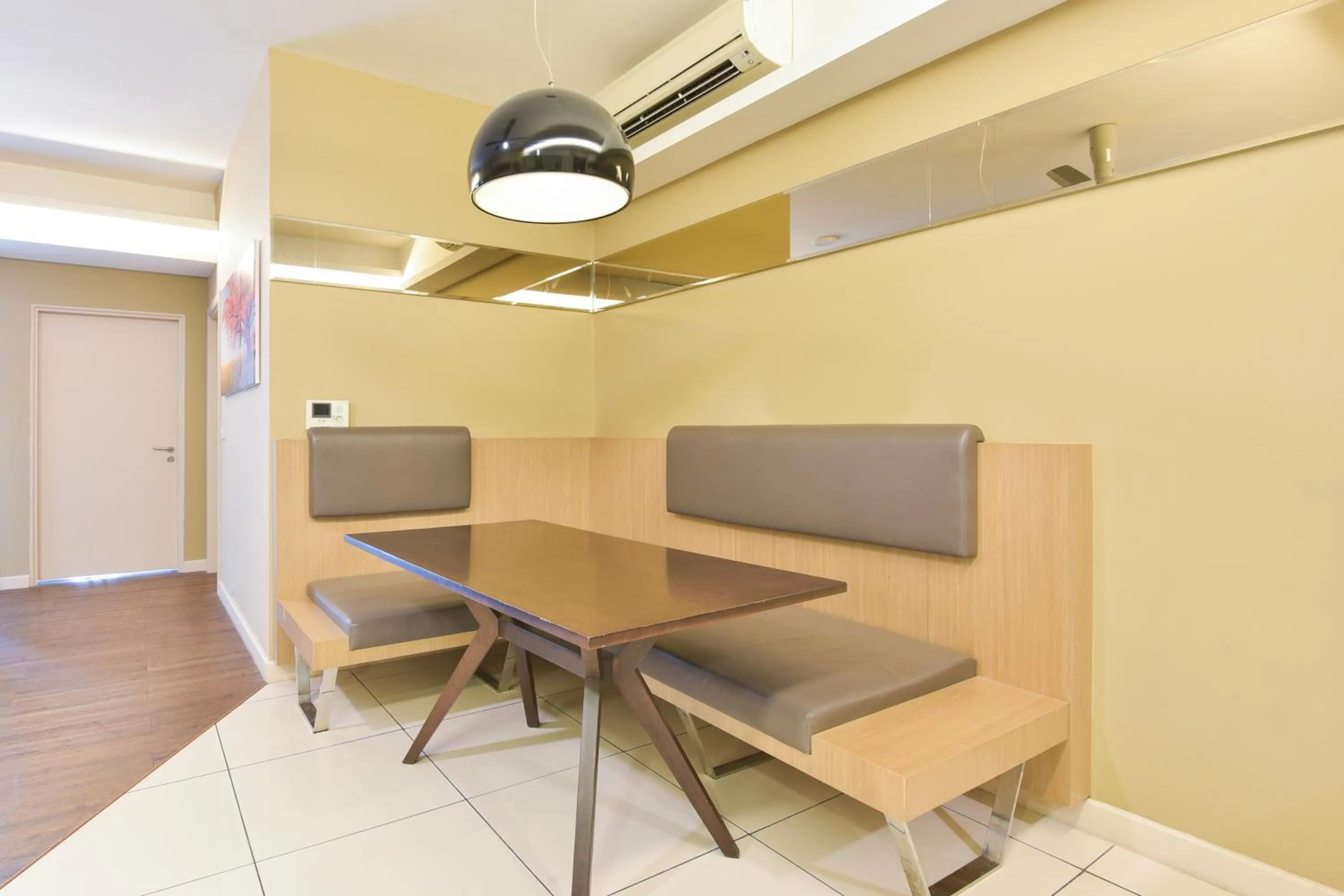 Seating area in Sunday Hotel Near Petronas Twin Tower Formerly Suasana Suites