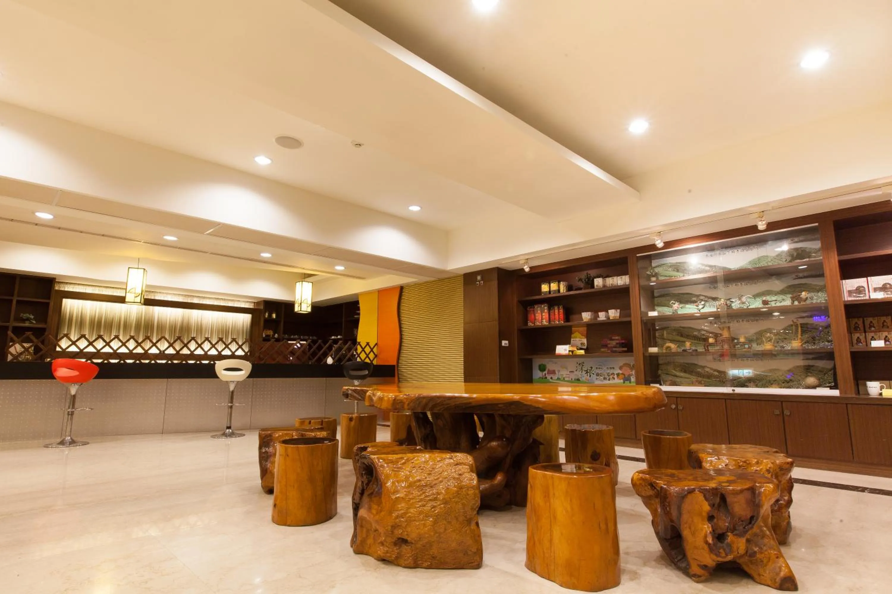 Lounge or bar in F Hotel - Chiayi - Pet-friendly