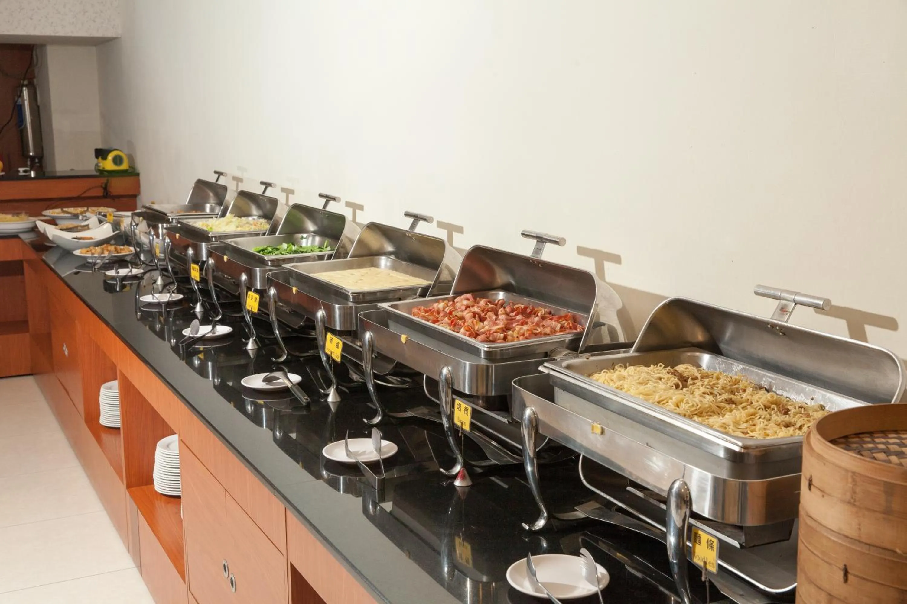 Restaurant/places to eat in F Hotel - Chiayi - Pet-friendly