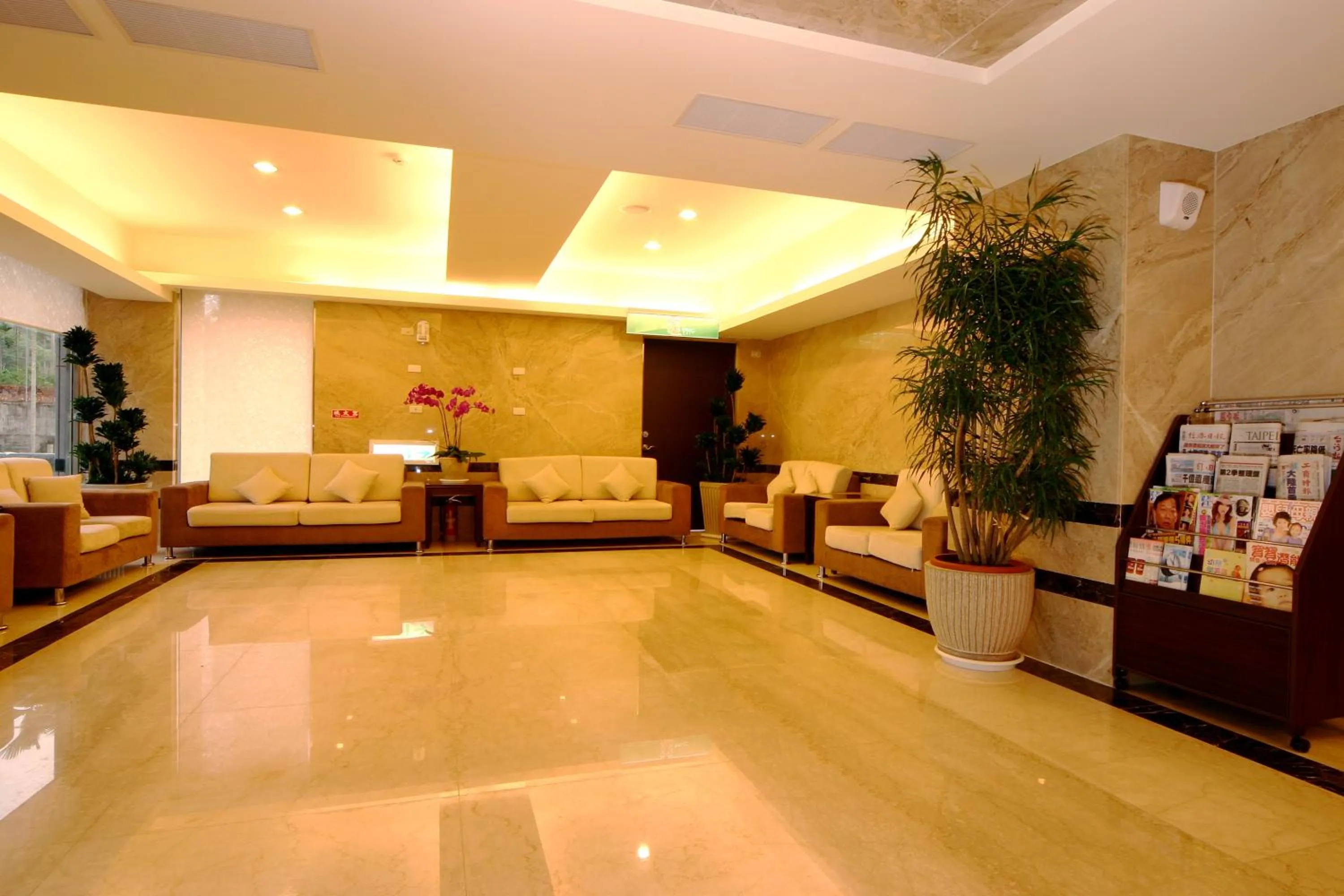 Lobby or reception in F Hotel - Chiayi - Pet-friendly