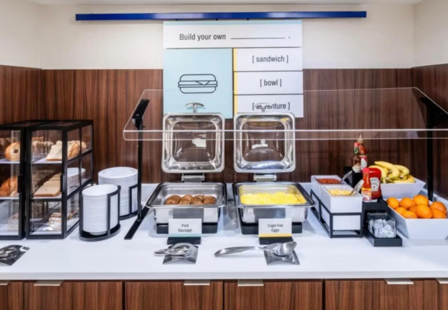 Breakfast in Garner Hotel Albuquerque Airport by IHG