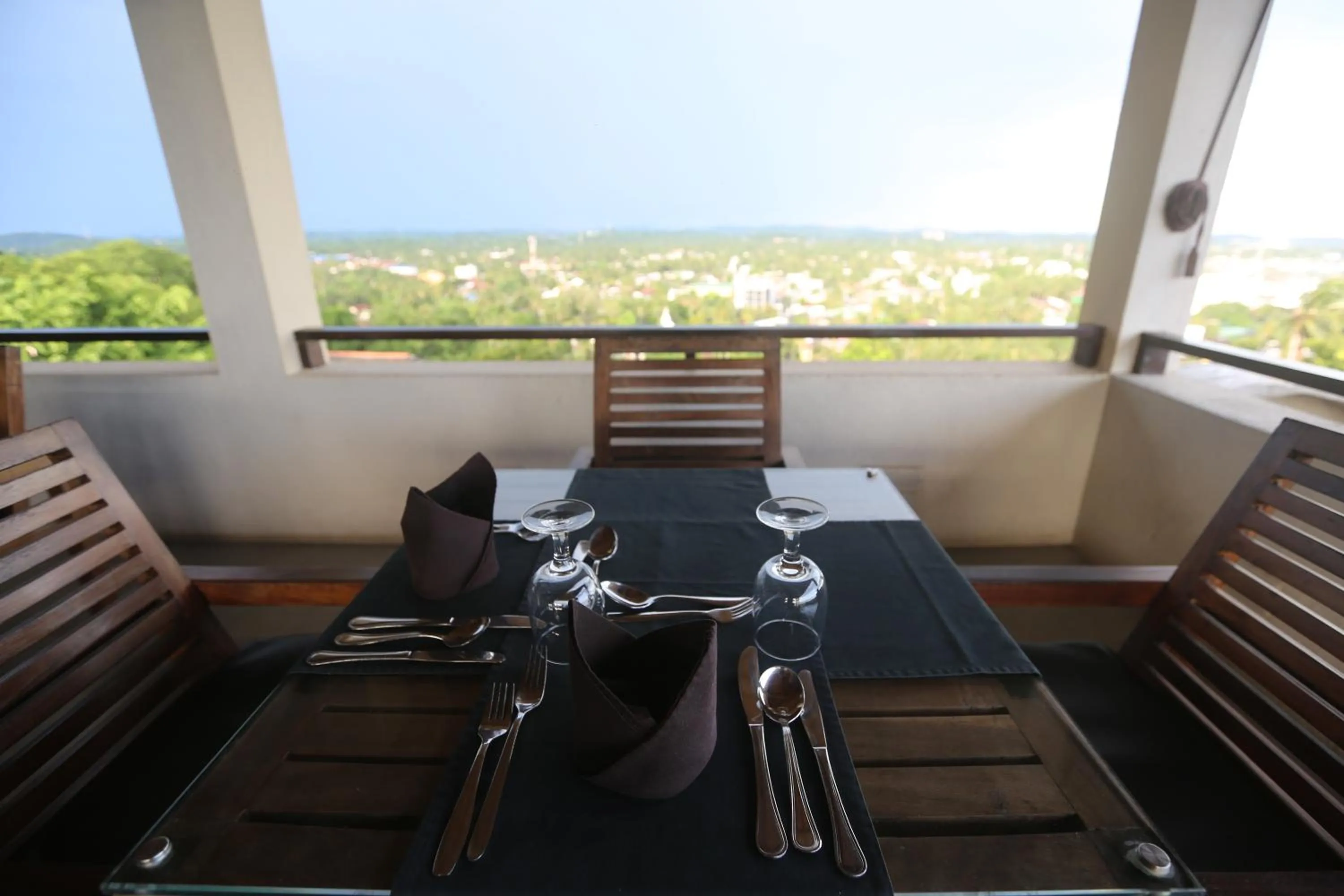 Restaurant/places to eat in The Lady Hill Hotel