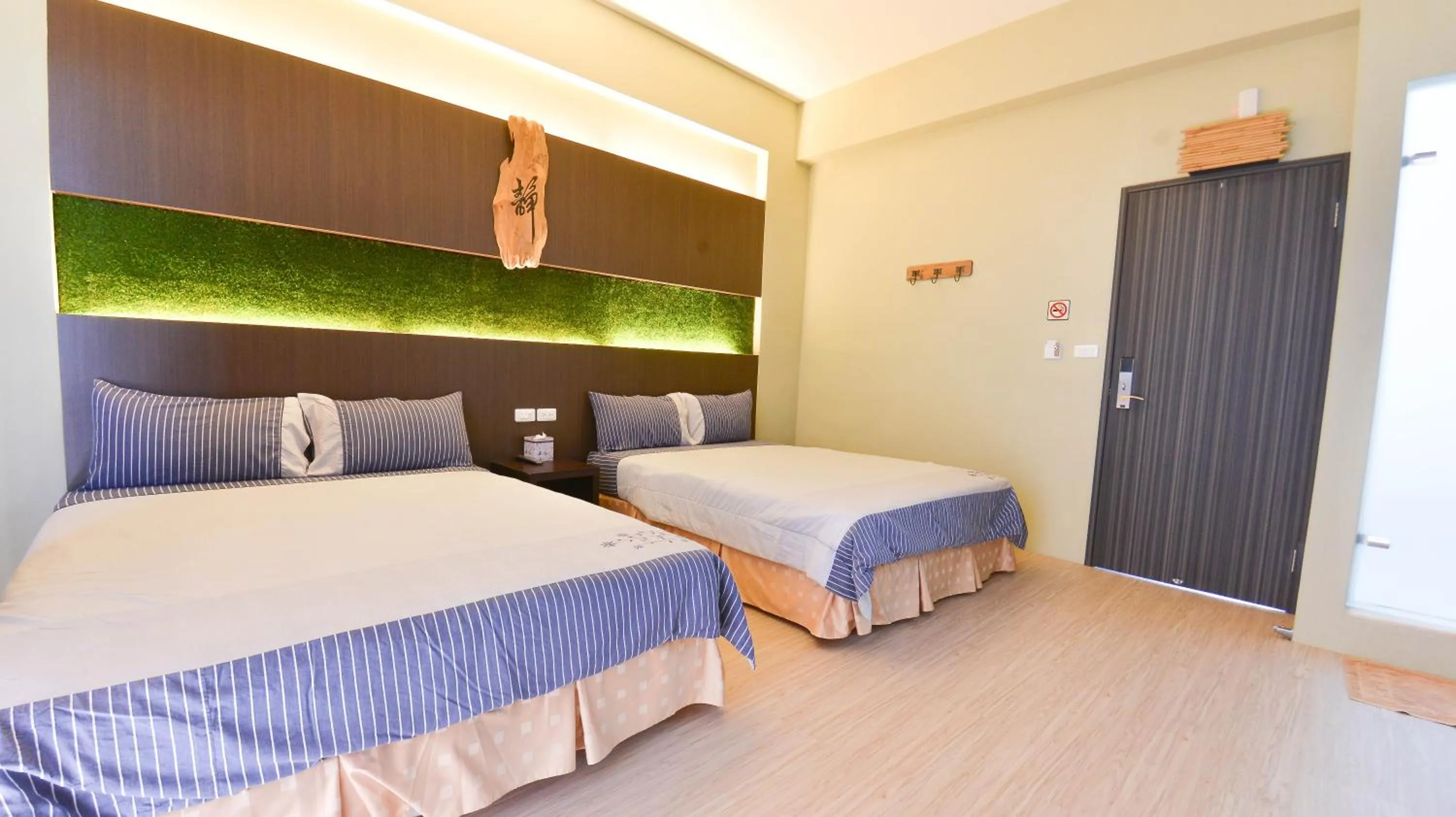 Photo of the whole room, Bed in Minsuku B&B