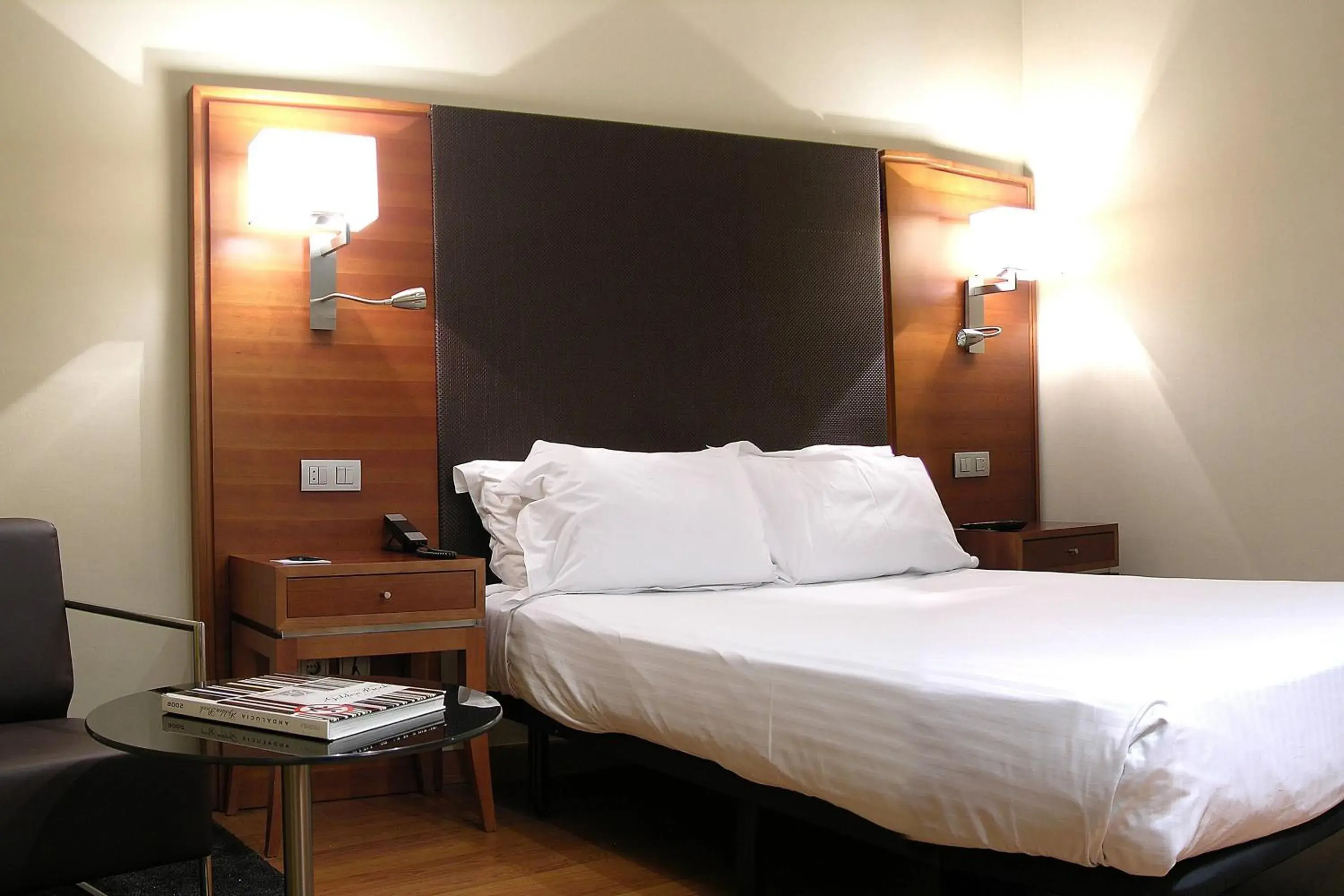 Standard Room, Guest room, 1 Queen in AC Hotel Almería by Marriott Standard Room, Guest room, 1 Queen in AC Hotel Almería by Marriott