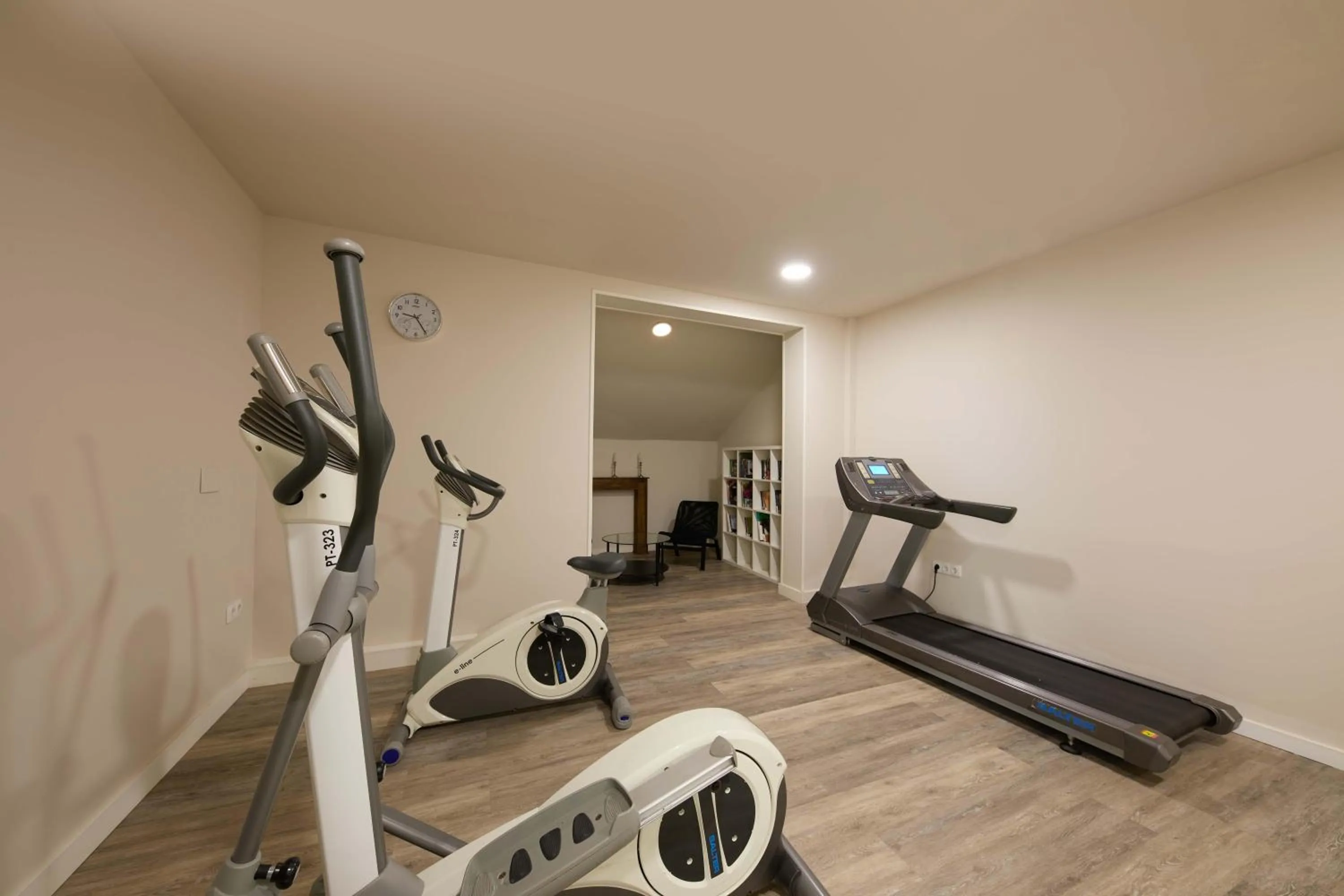 Activities in 1881 Barcelona Rosellón Hotel