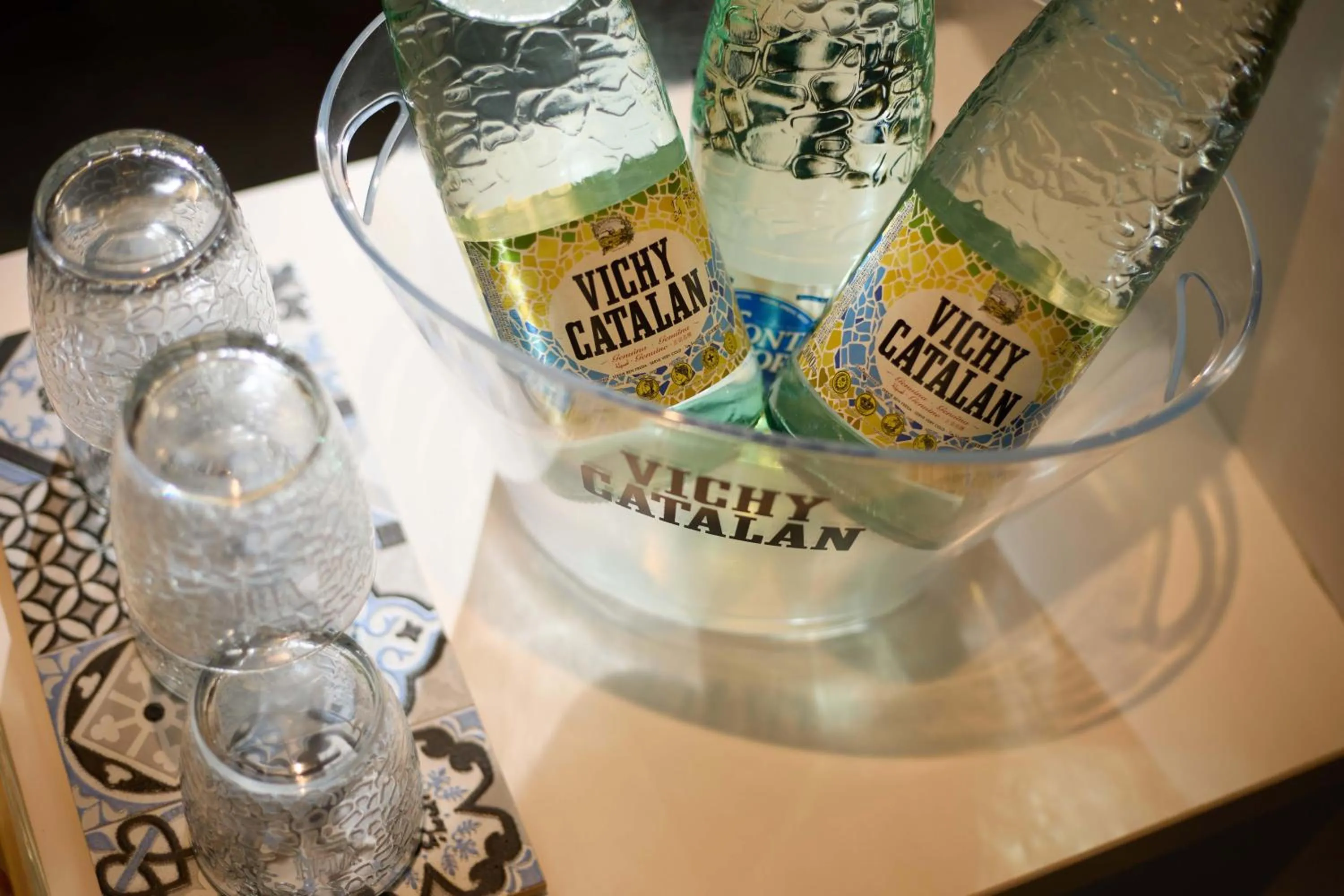 Restaurant/places to eat in 1881 Barcelona Rosellón Hotel