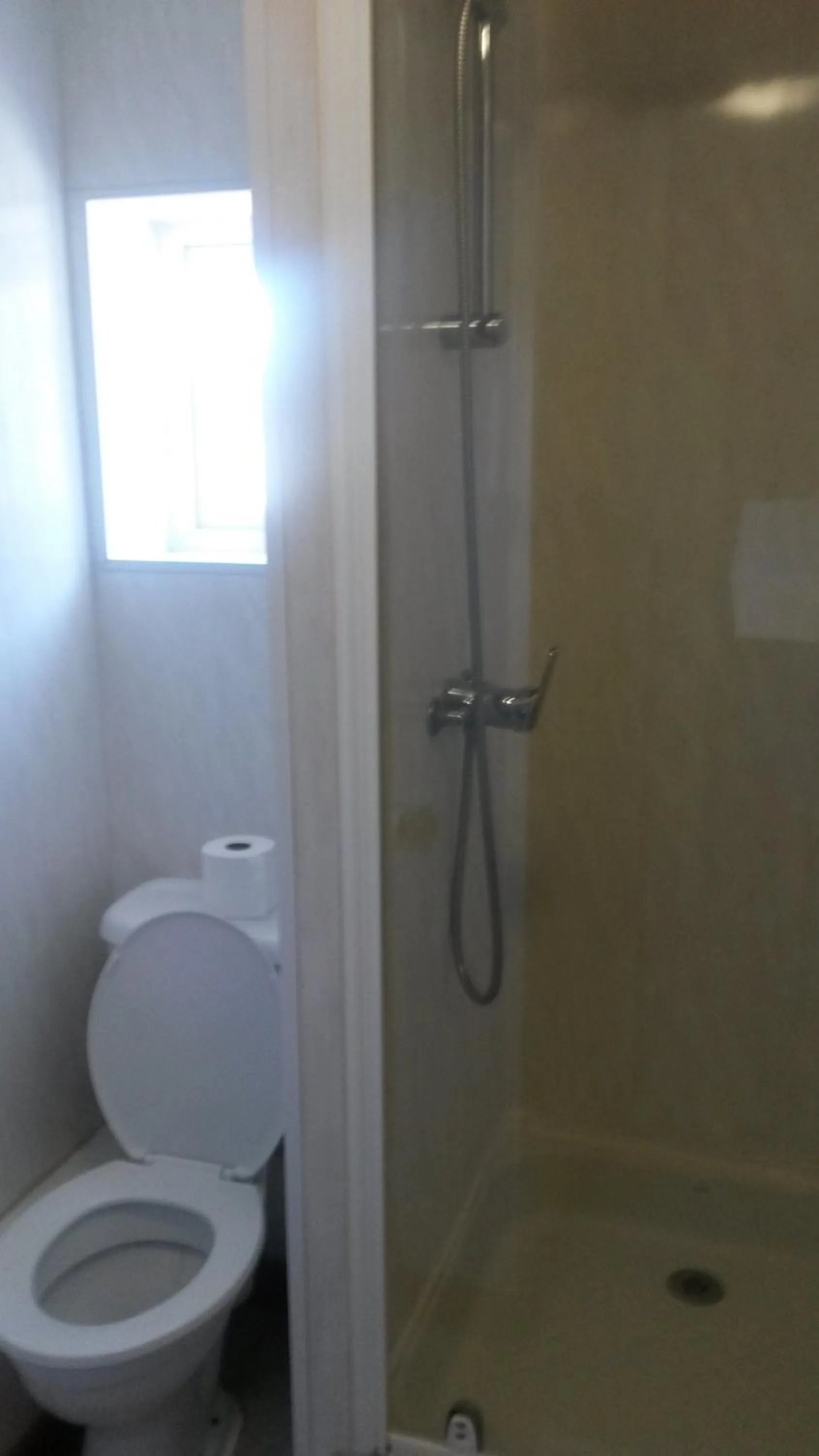 Bathroom in Sharn Bek Hotel