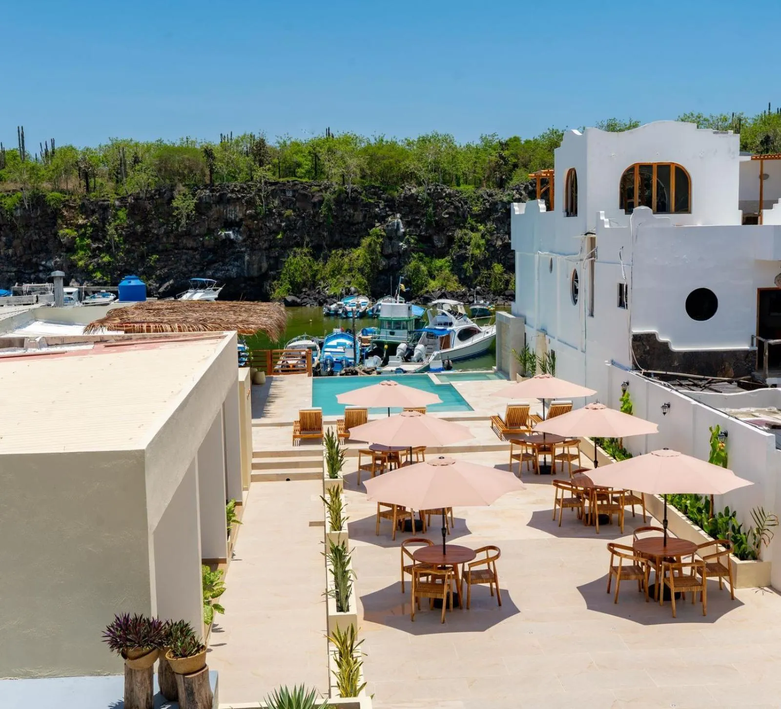 Patio in El Barranco Galapagos