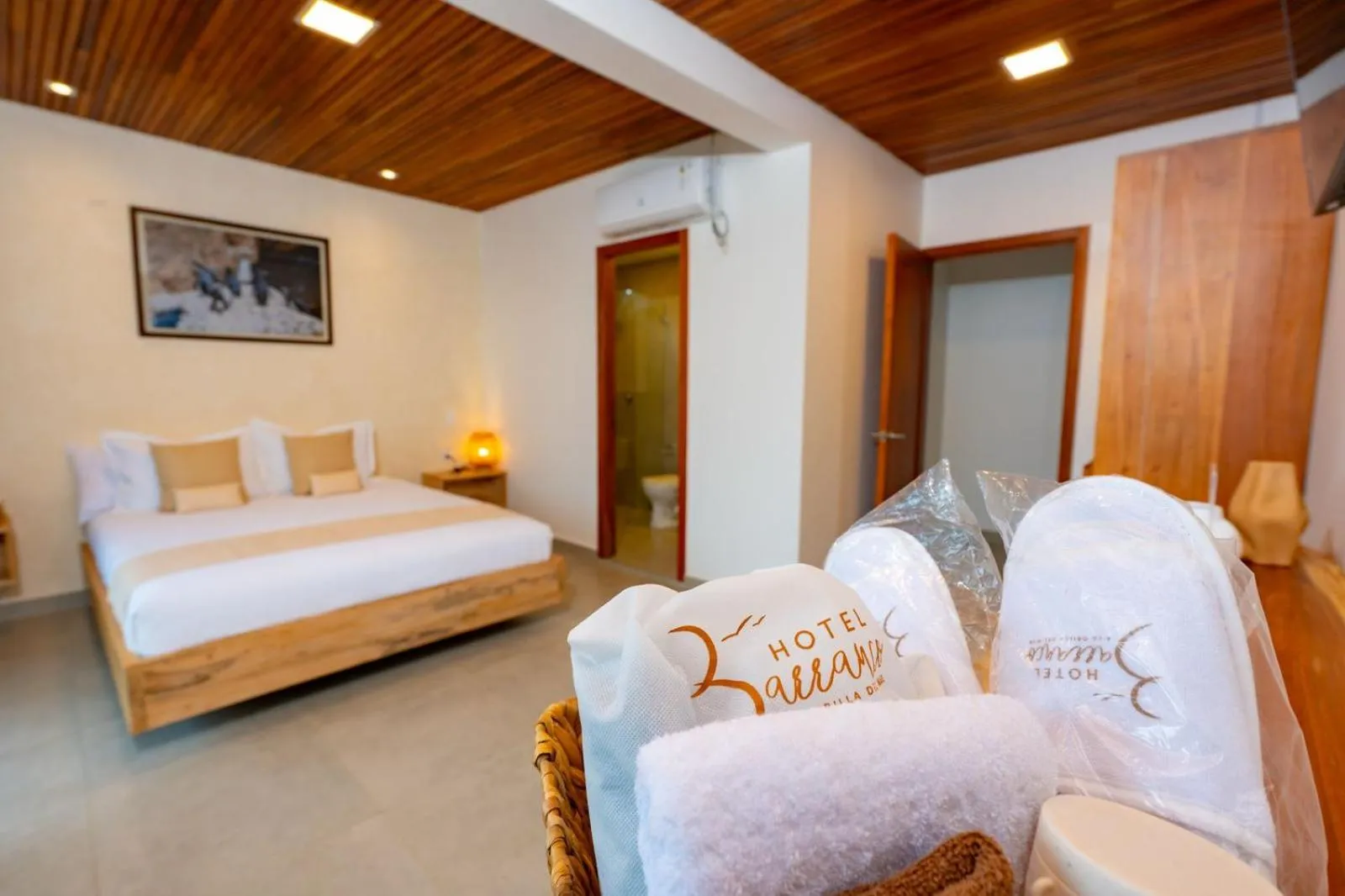 Bedroom, Bed in El Barranco Galapagos