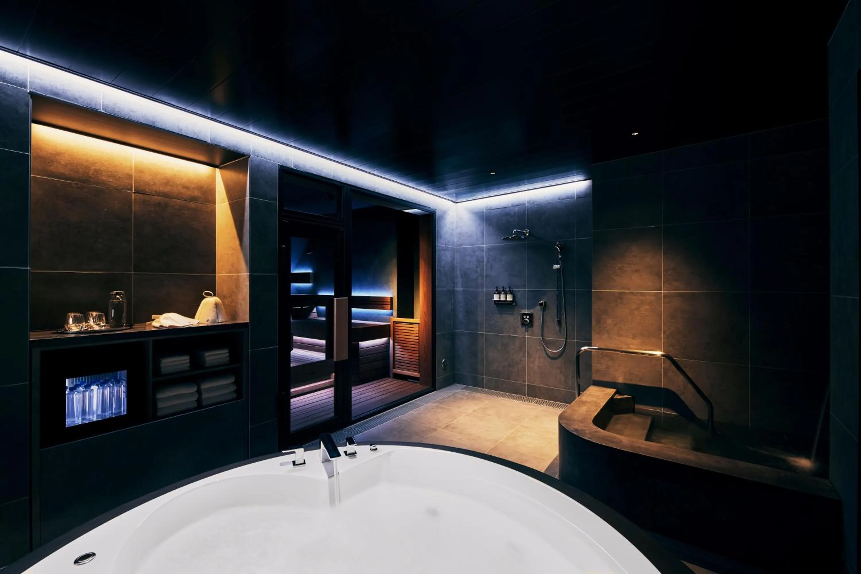 Bathroom, Bed in edit x seven FUJI GOTEMBA