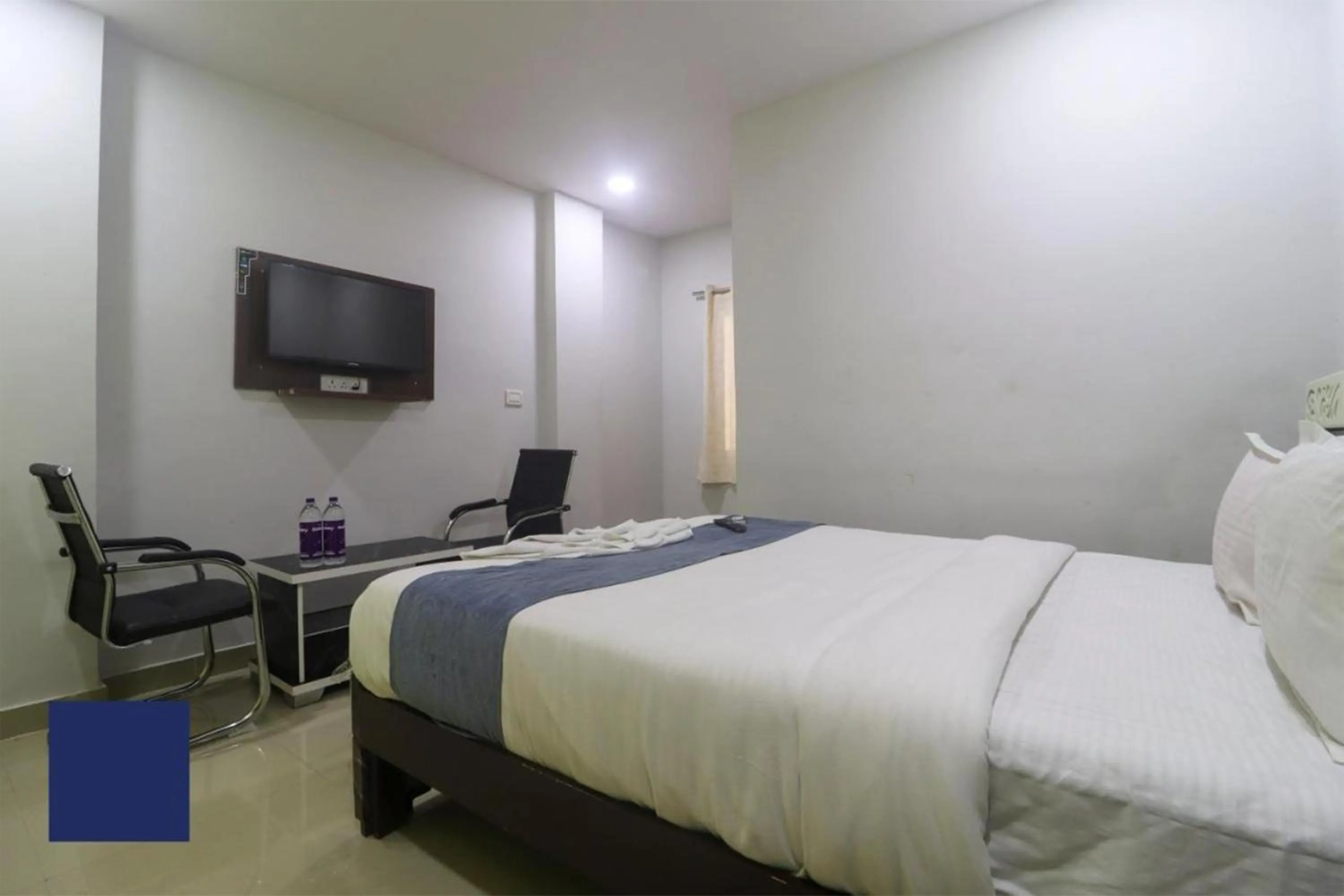 Photo of the whole room in The Galaxy Grand Hotel