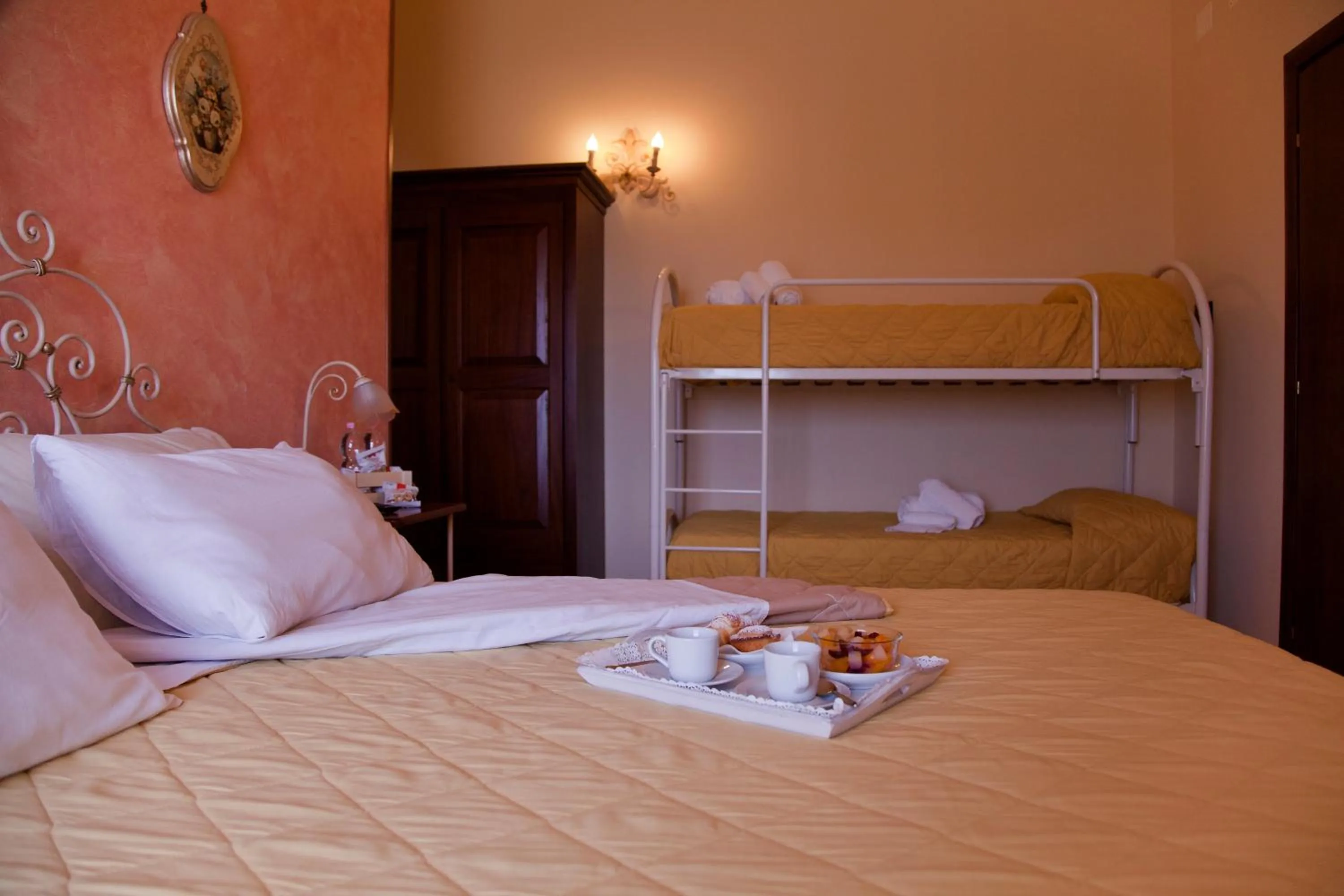 Bedroom in Kalinifta Residence