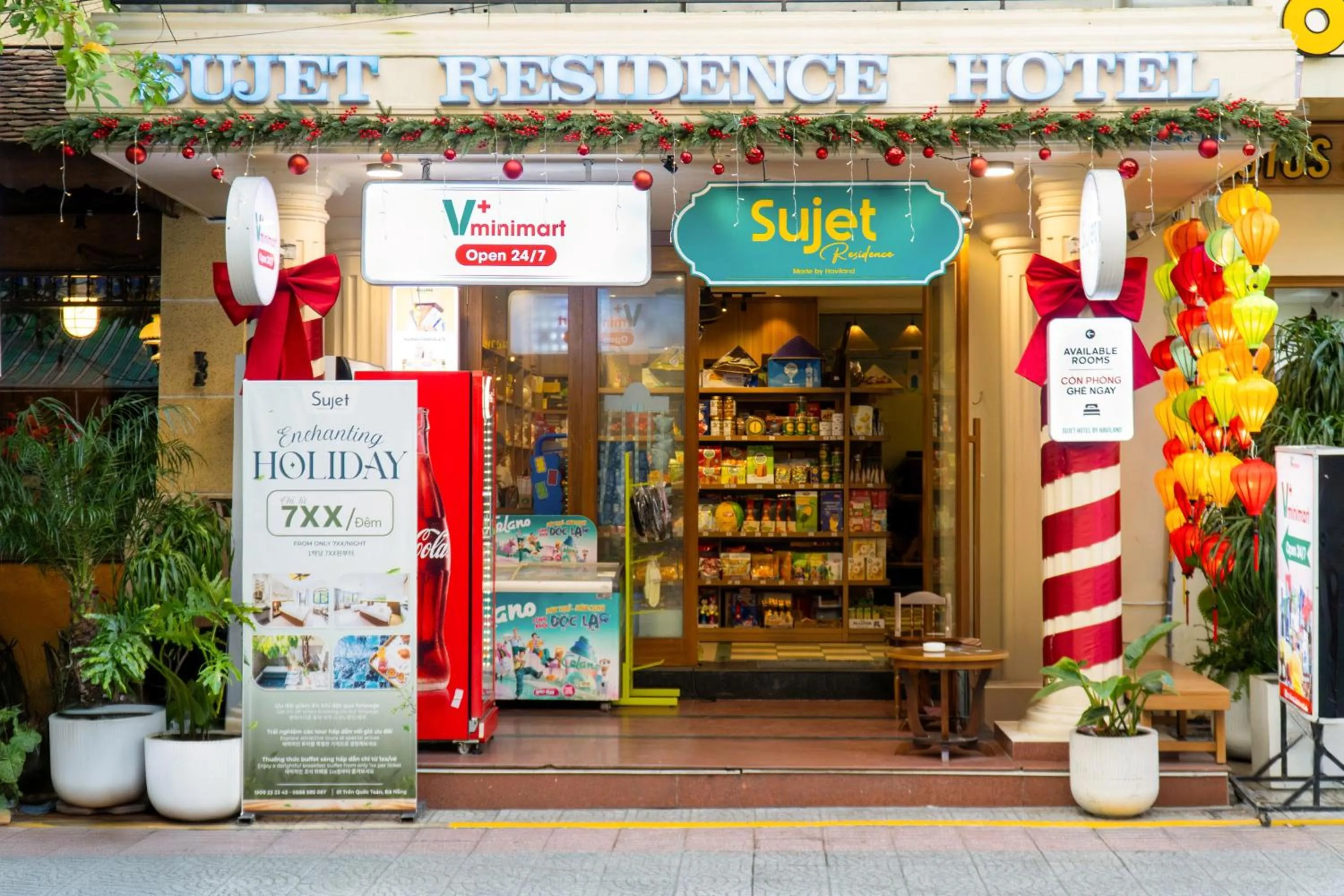 Facade/entrance in Sujet Residence Da Nang by Haviland