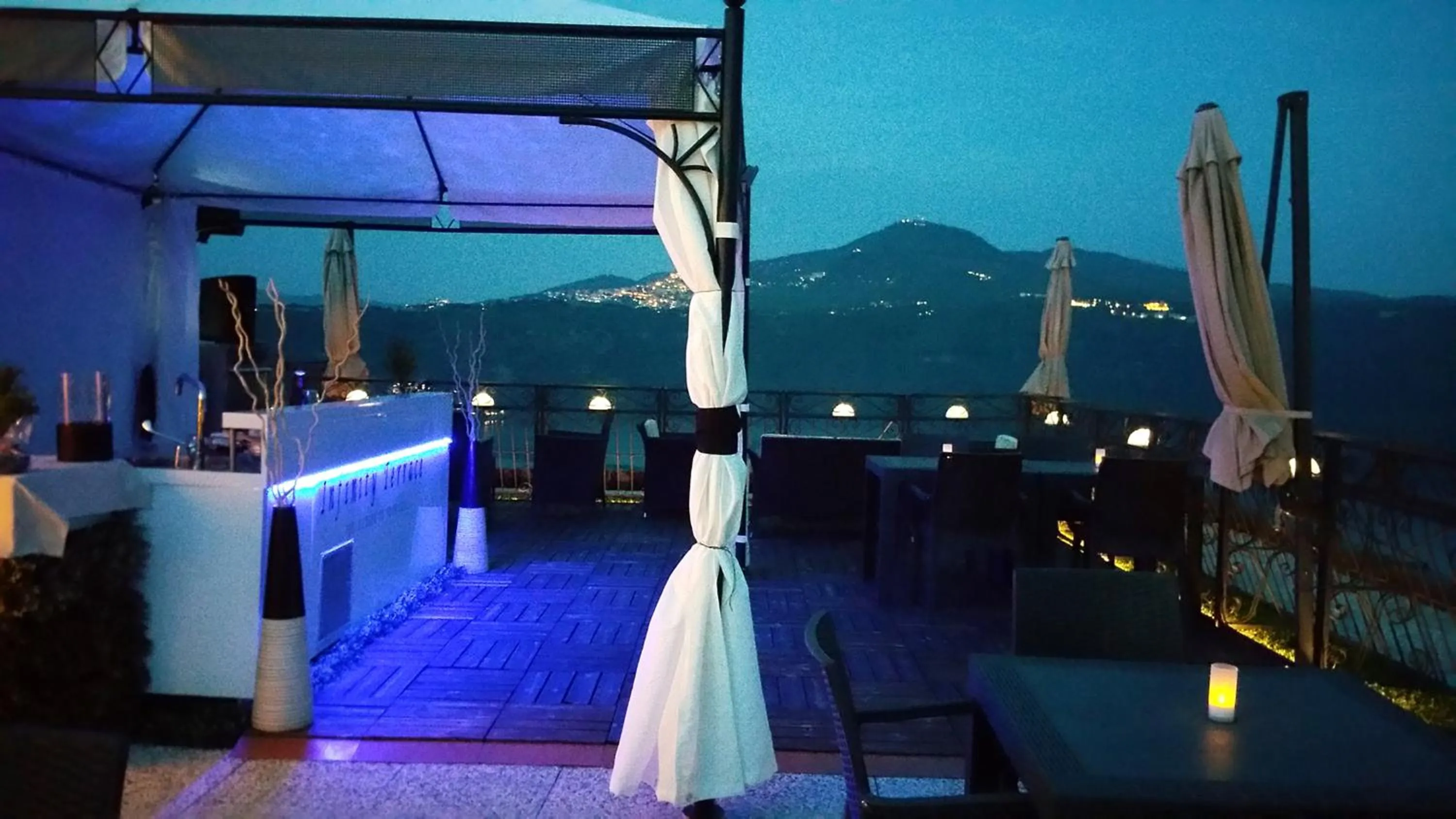 Balcony/Terrace in Hotel Castel Gandolfo