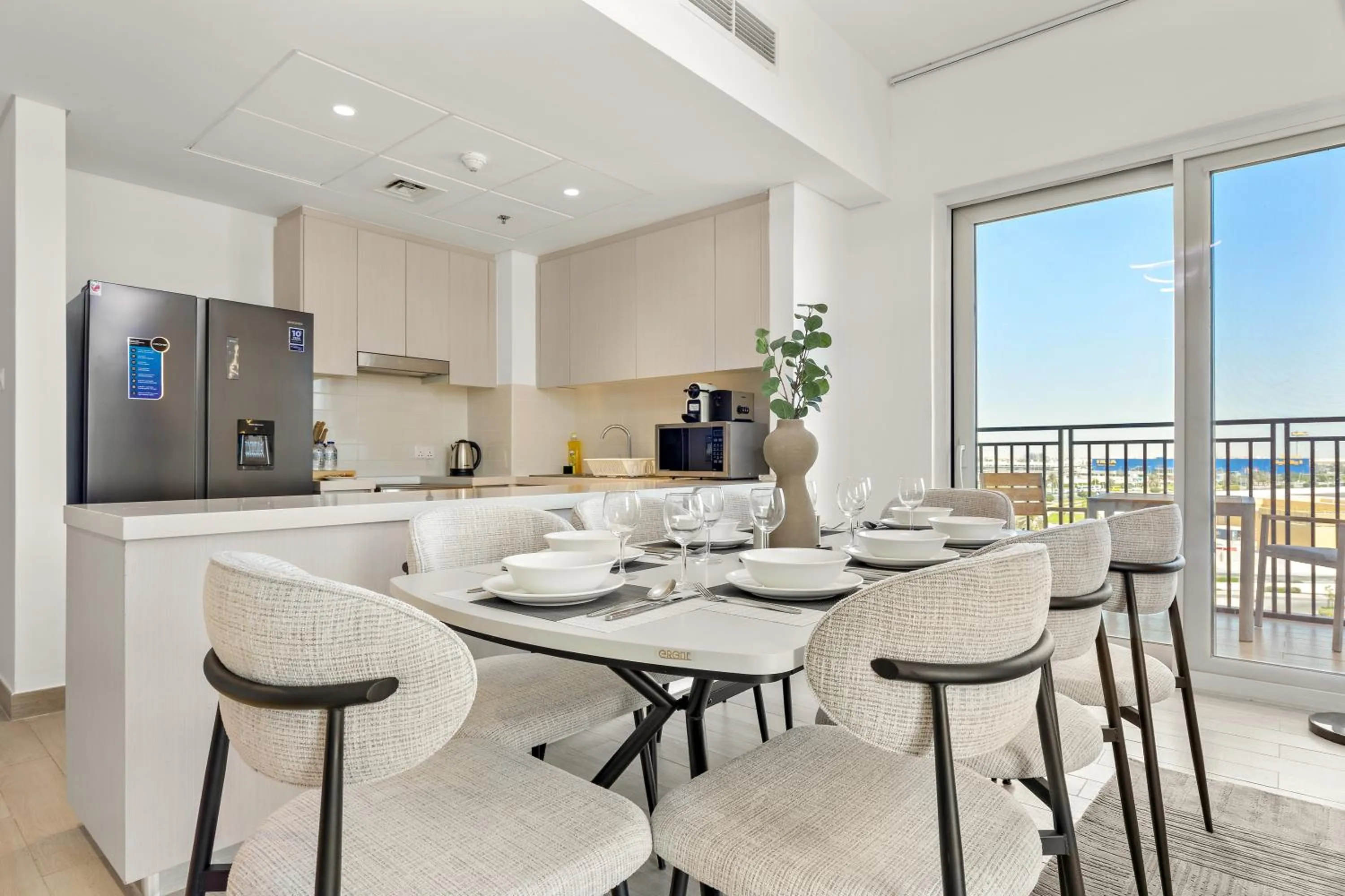 Dining area in Desert Key - Perfectly Located Yas Island Premier Apts