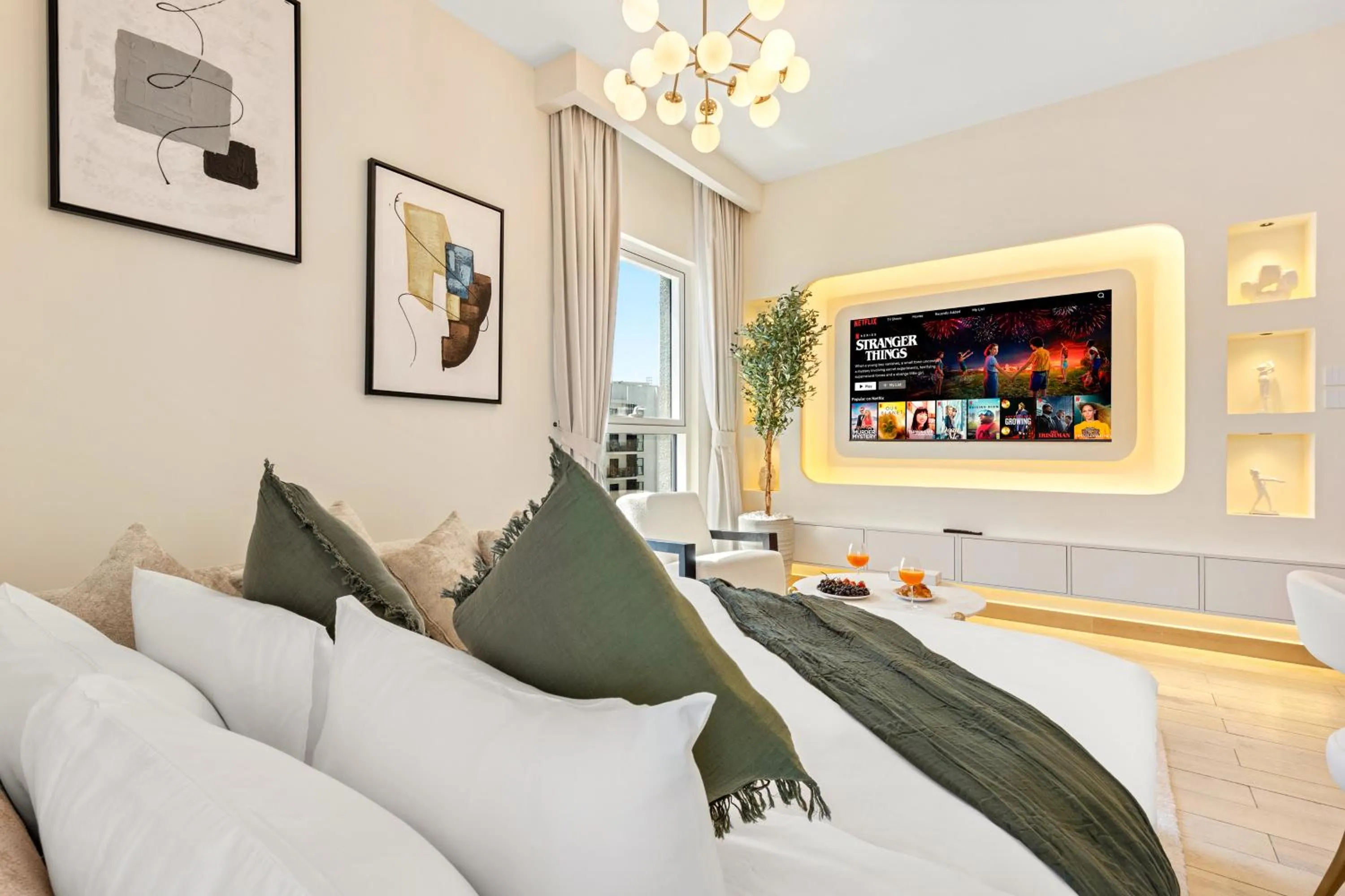 Bed in Desert Key - Perfectly Located Yas Island Premier Apts