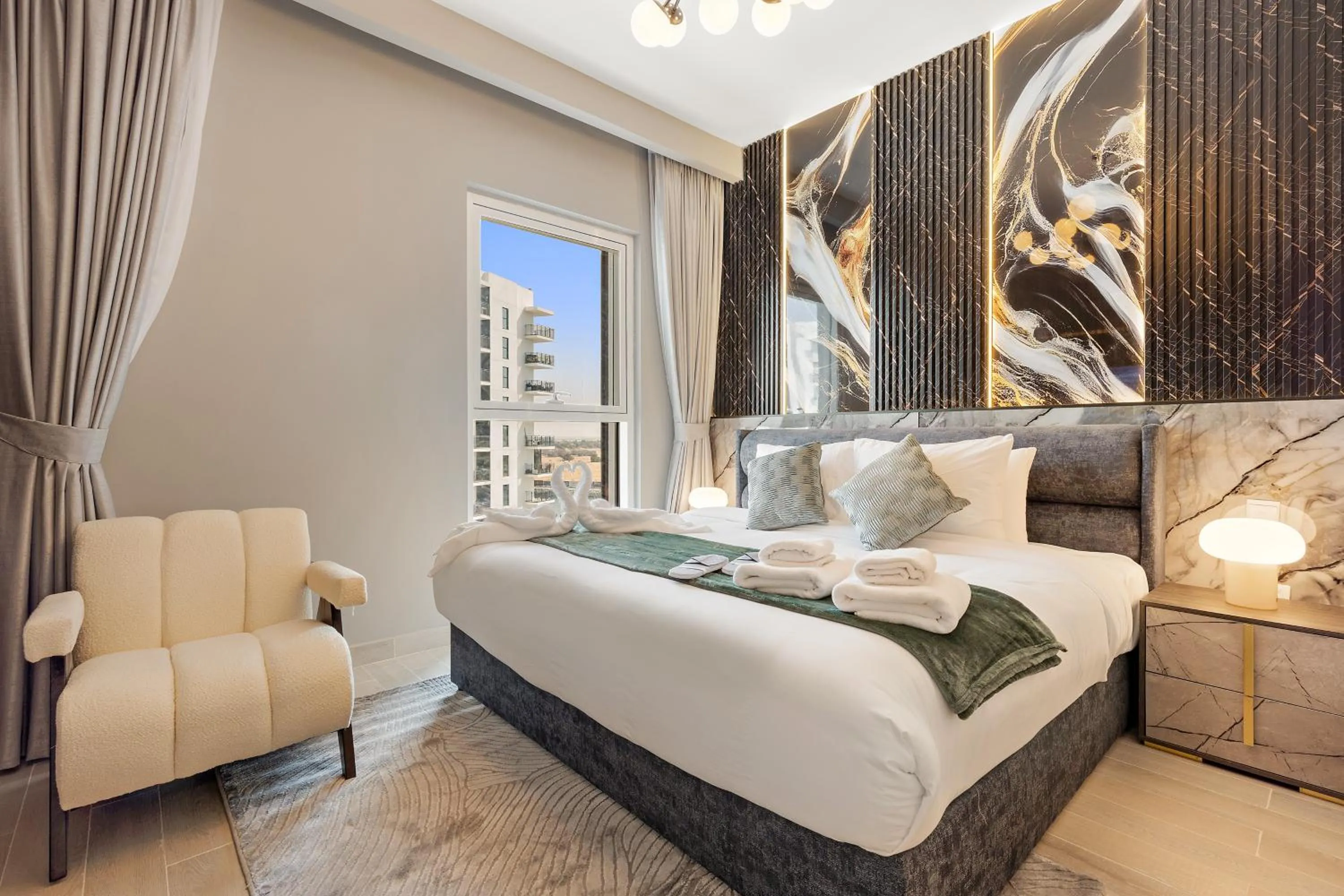 Bed in Desert Key - Perfectly Located Yas Island Premier Apts