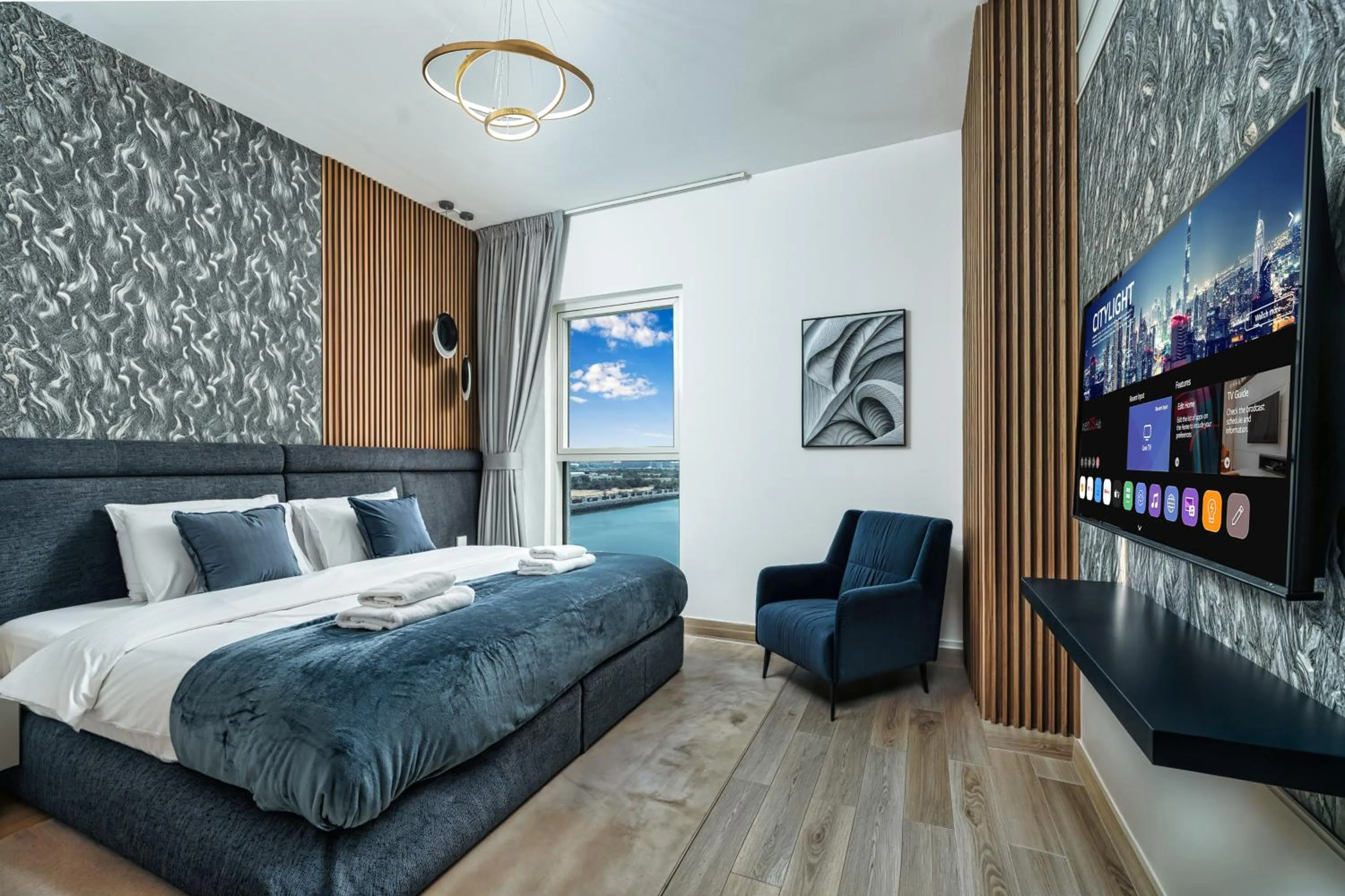 Bedroom, Bed in Desert Key - Perfectly Located Yas Island Premier Apts