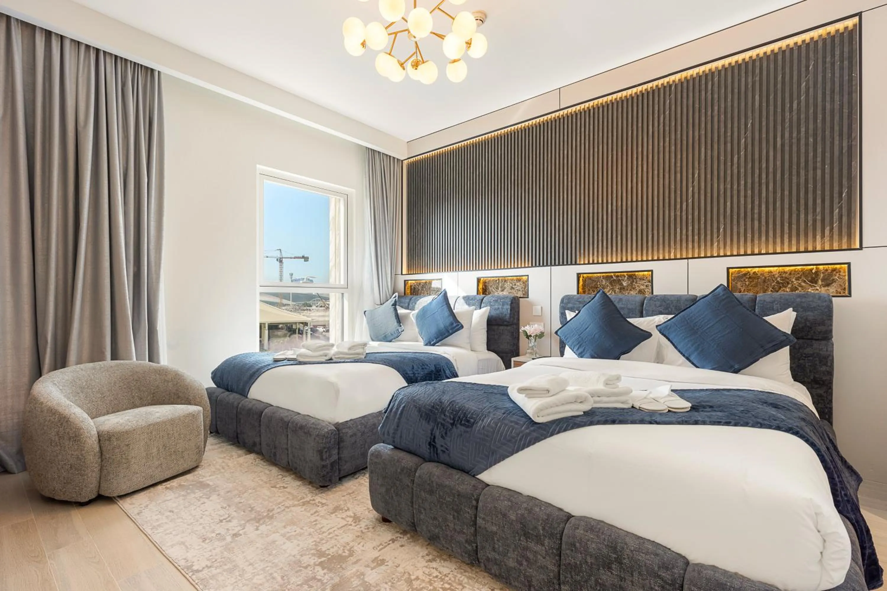 Bedroom, Bed in Desert Key - Perfectly Located Yas Island Premier Apts
