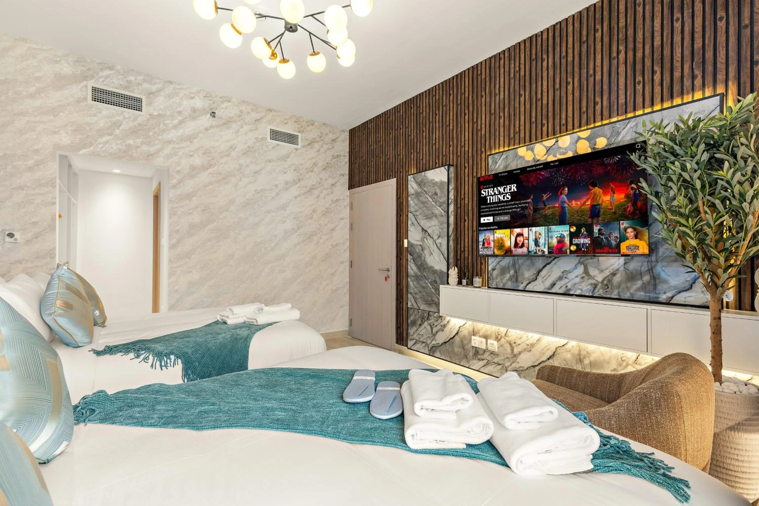 Bedroom, Bed in Desert Key - Perfectly Located Yas Island Premier Apts