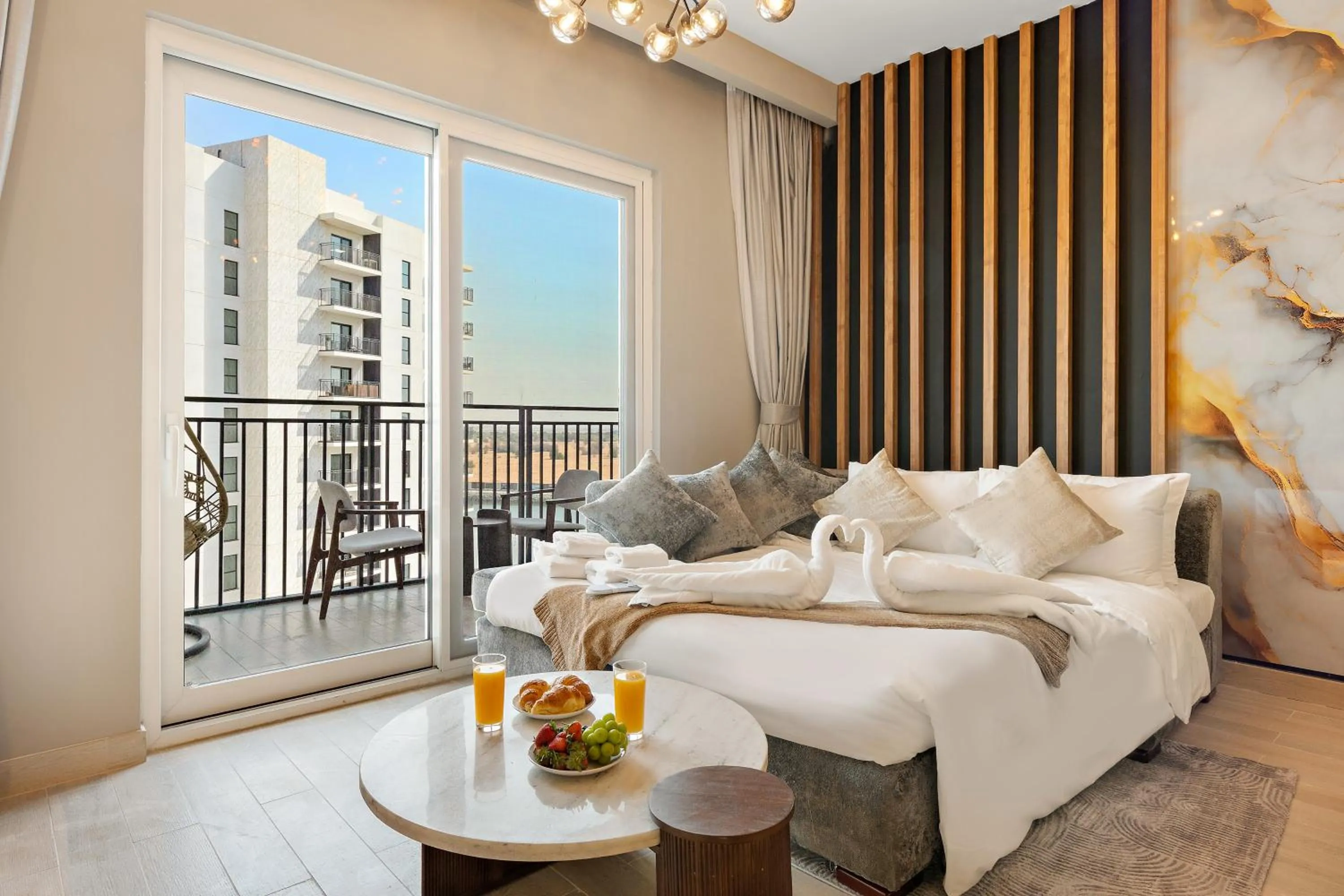 Bed in Desert Key - Perfectly Located Yas Island Premier Apts