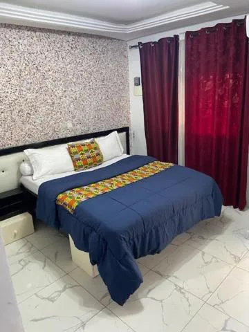 Bed in Complexe A8CLOS