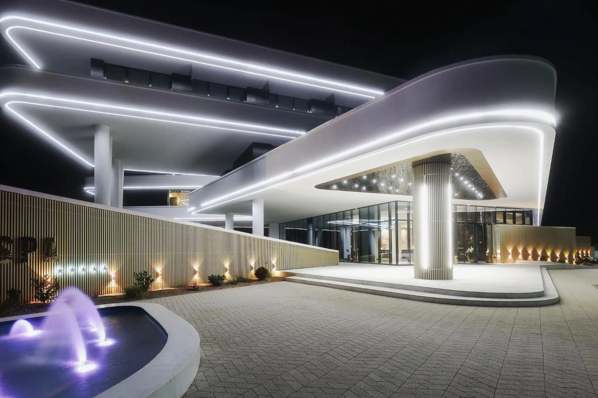 Property building in Elania Resort & Spa