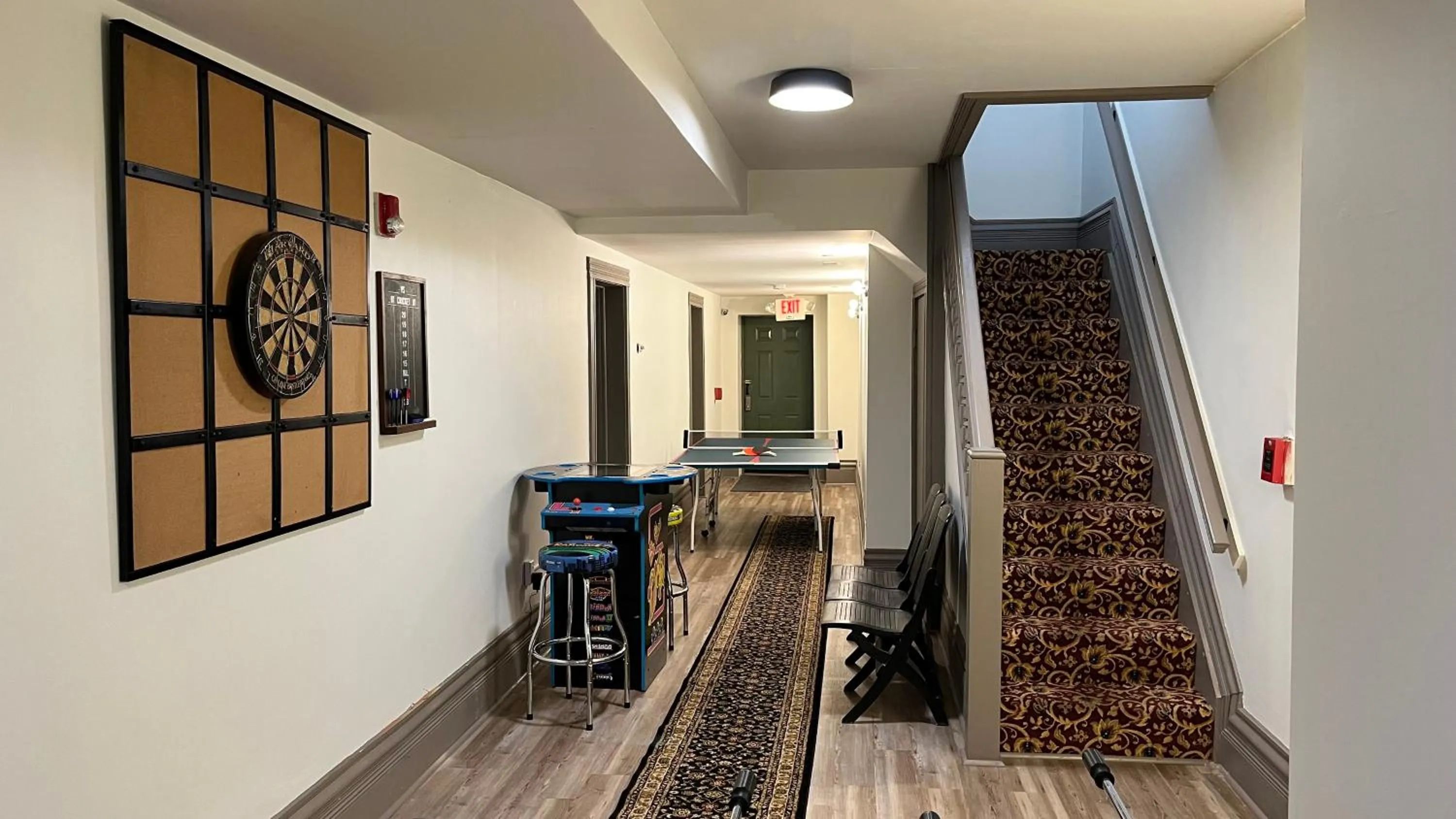 Darts in Stone Gables Inn