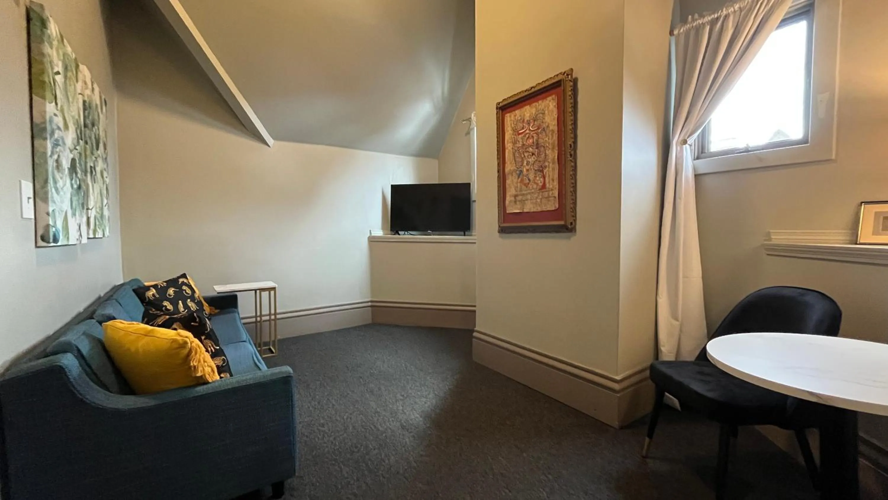 TV and multimedia in Stone Gables Inn