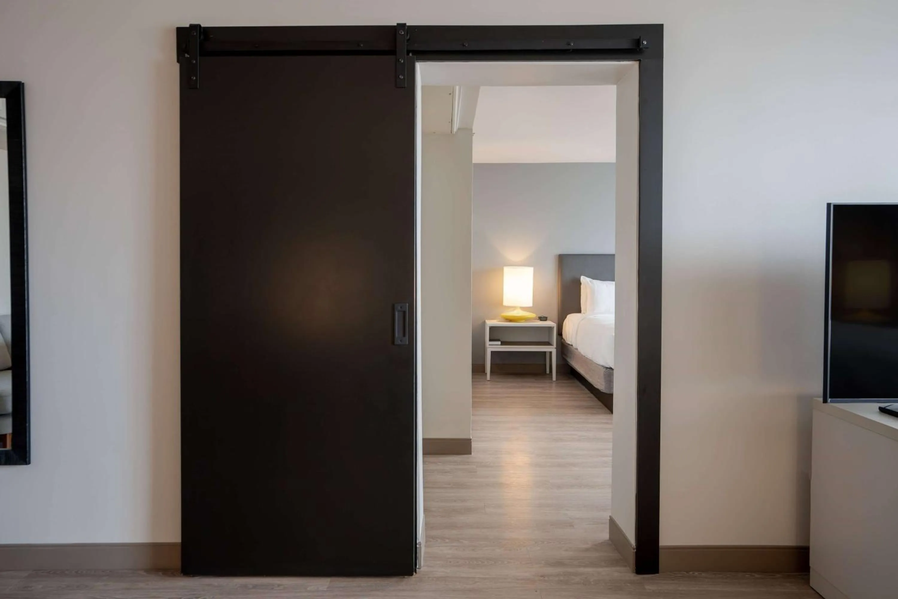 Bed in Wyndham Fort Smith City Center