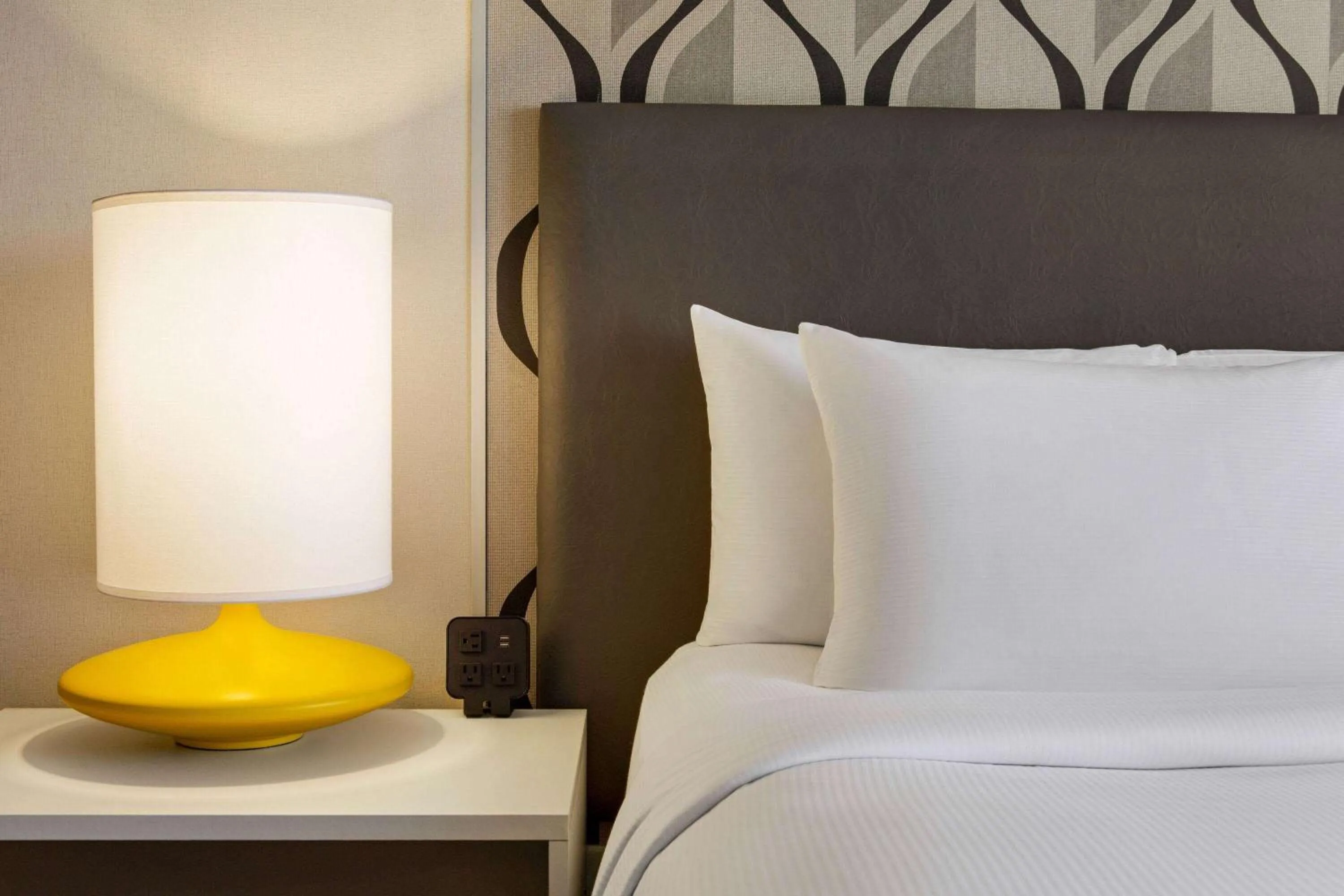 Photo of the whole room, Bed in Wyndham Fort Smith City Center