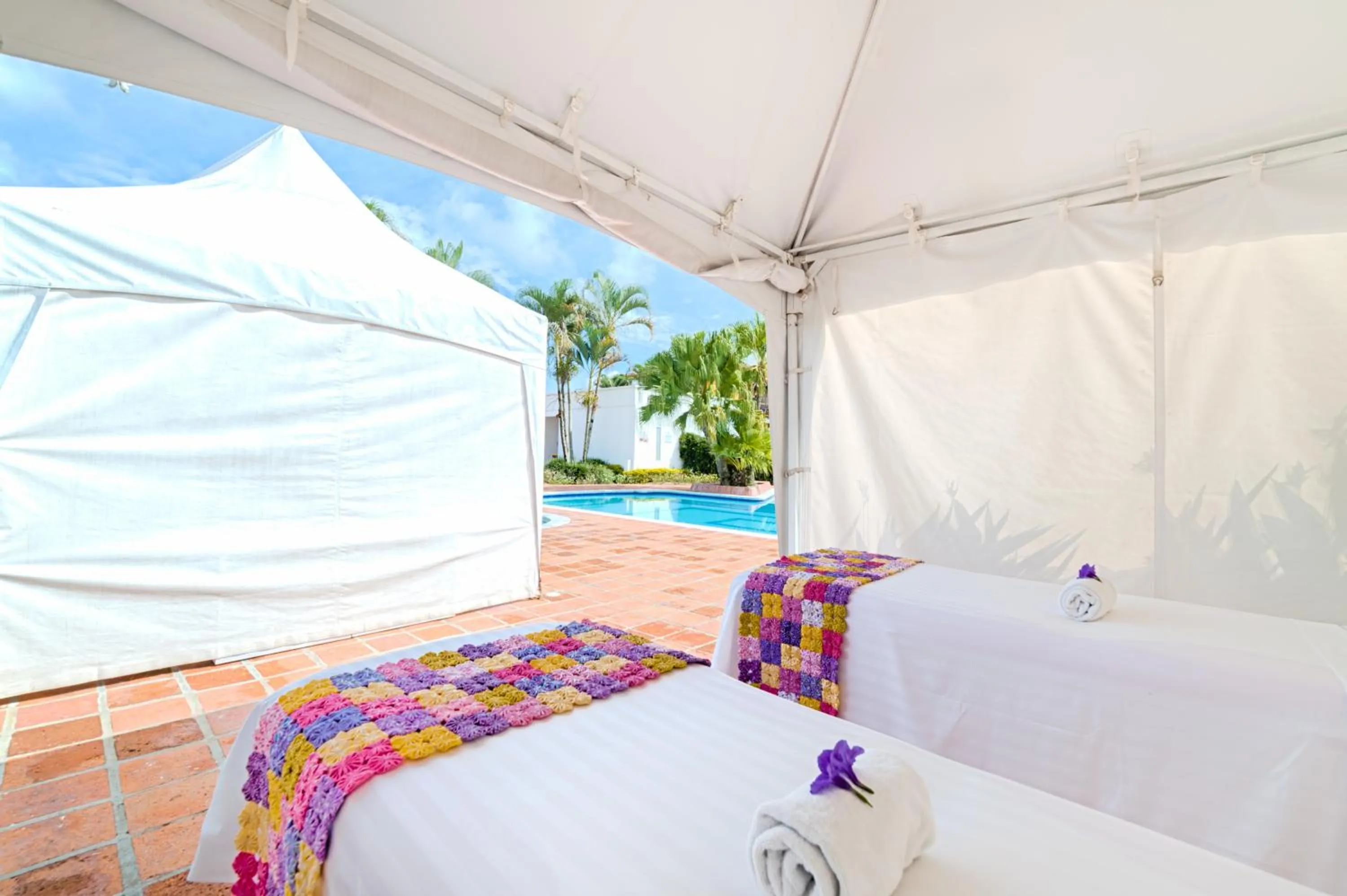 Massage, Bed in Hotel Mocawa Resort