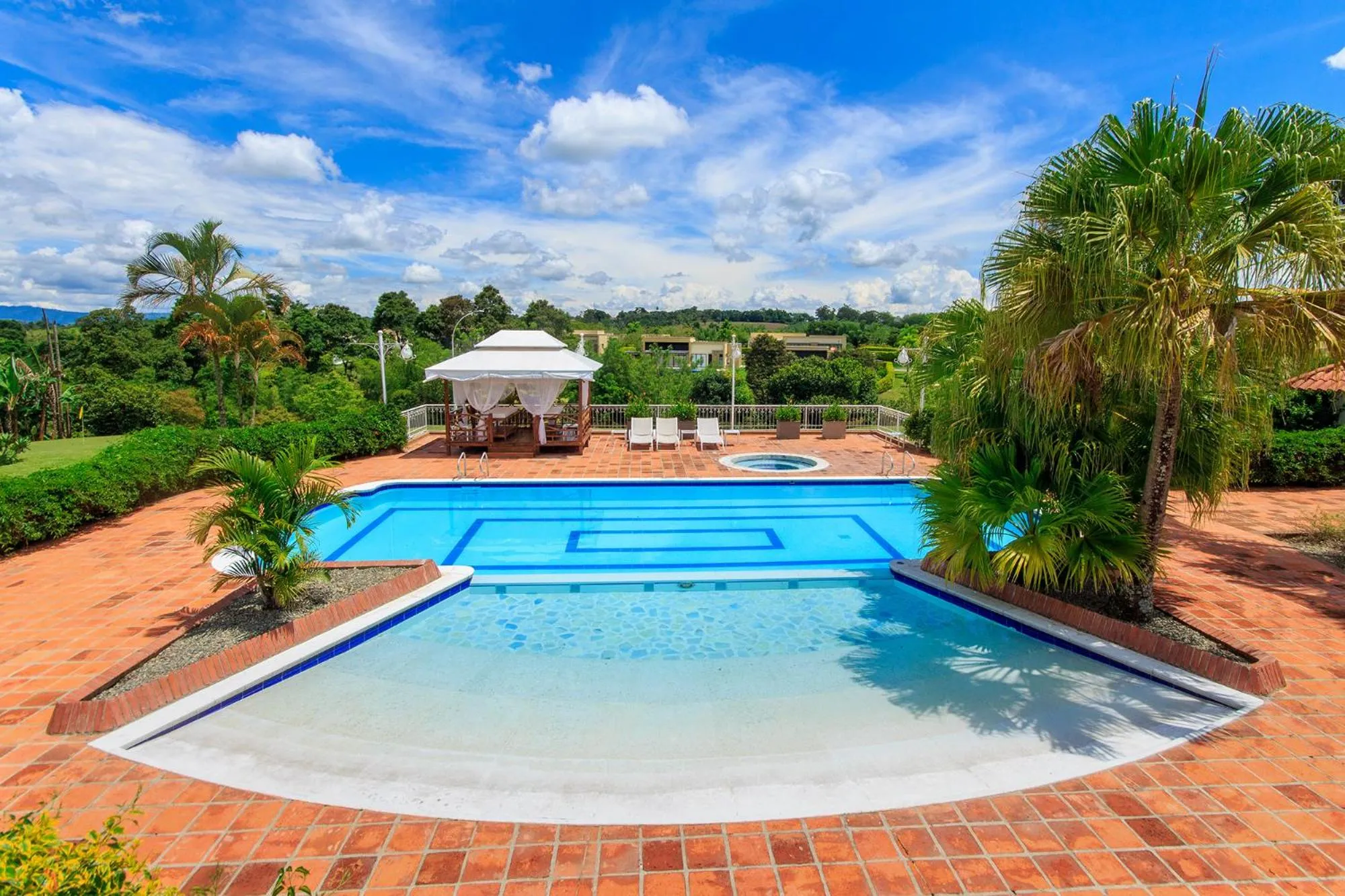Swimming pool in Hotel Mocawa Resort
