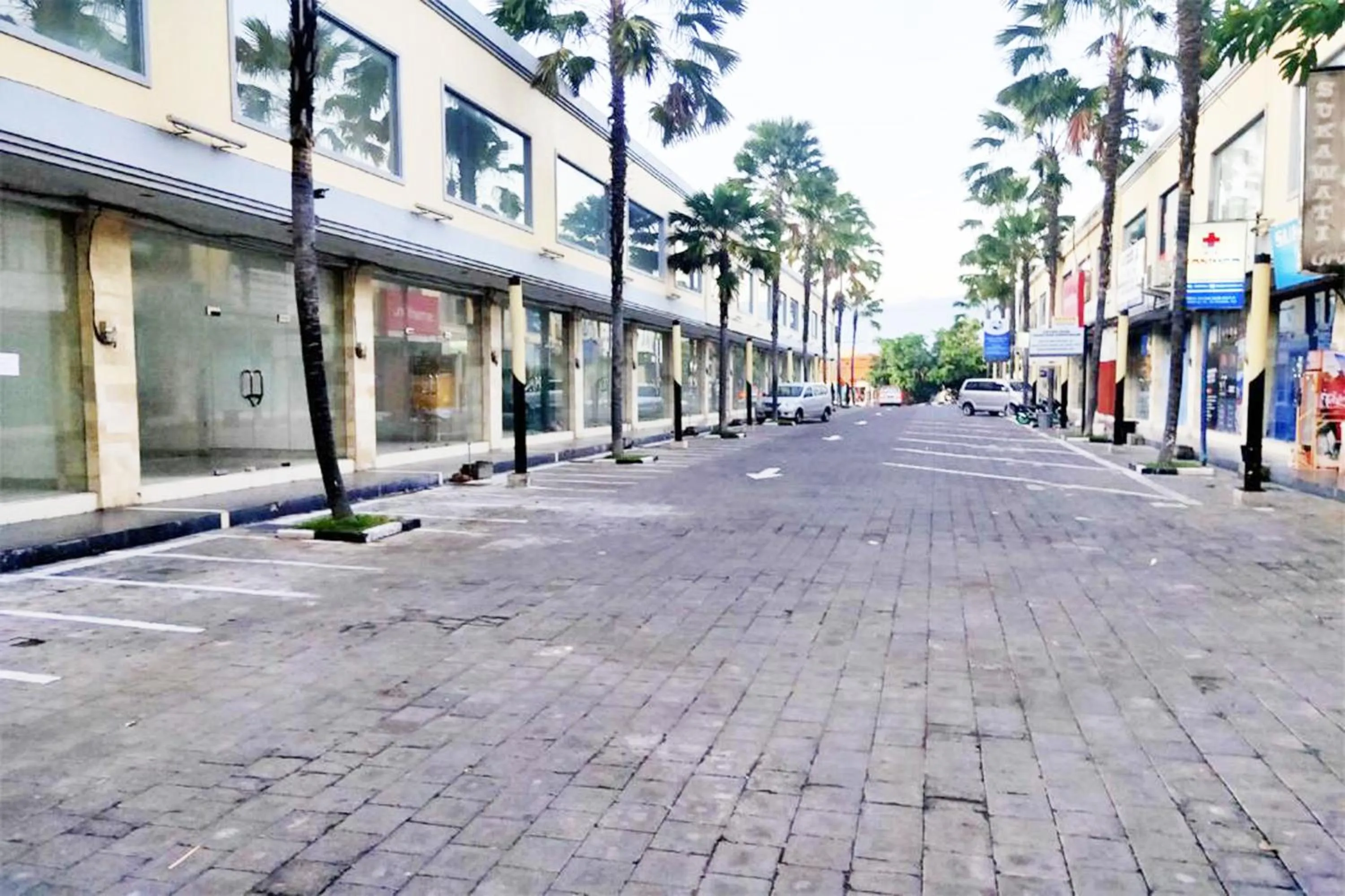 Neighbourhood in Singaraja Beach Hotel