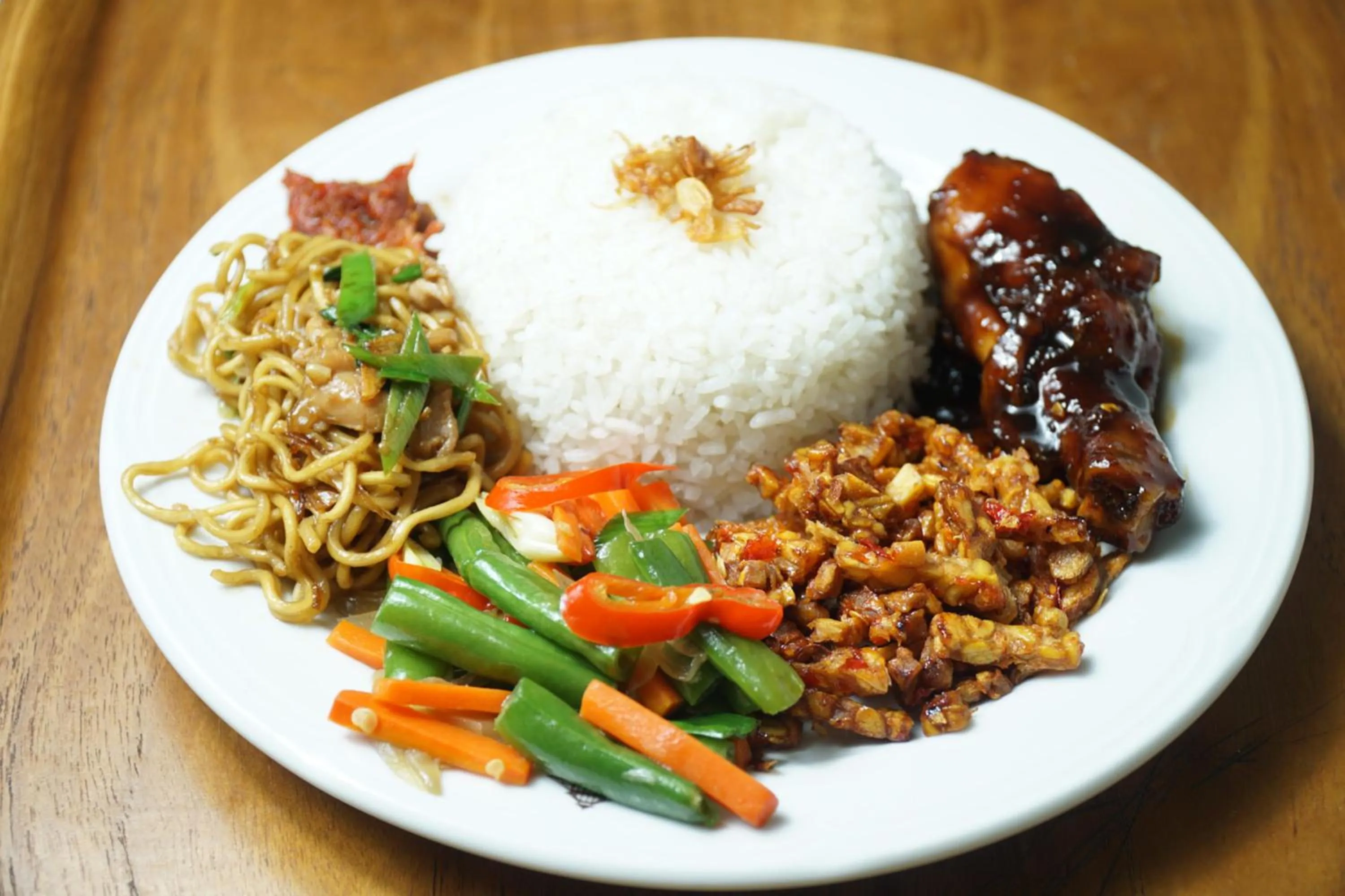 Food and drinks in Singaraja Beach Hotel