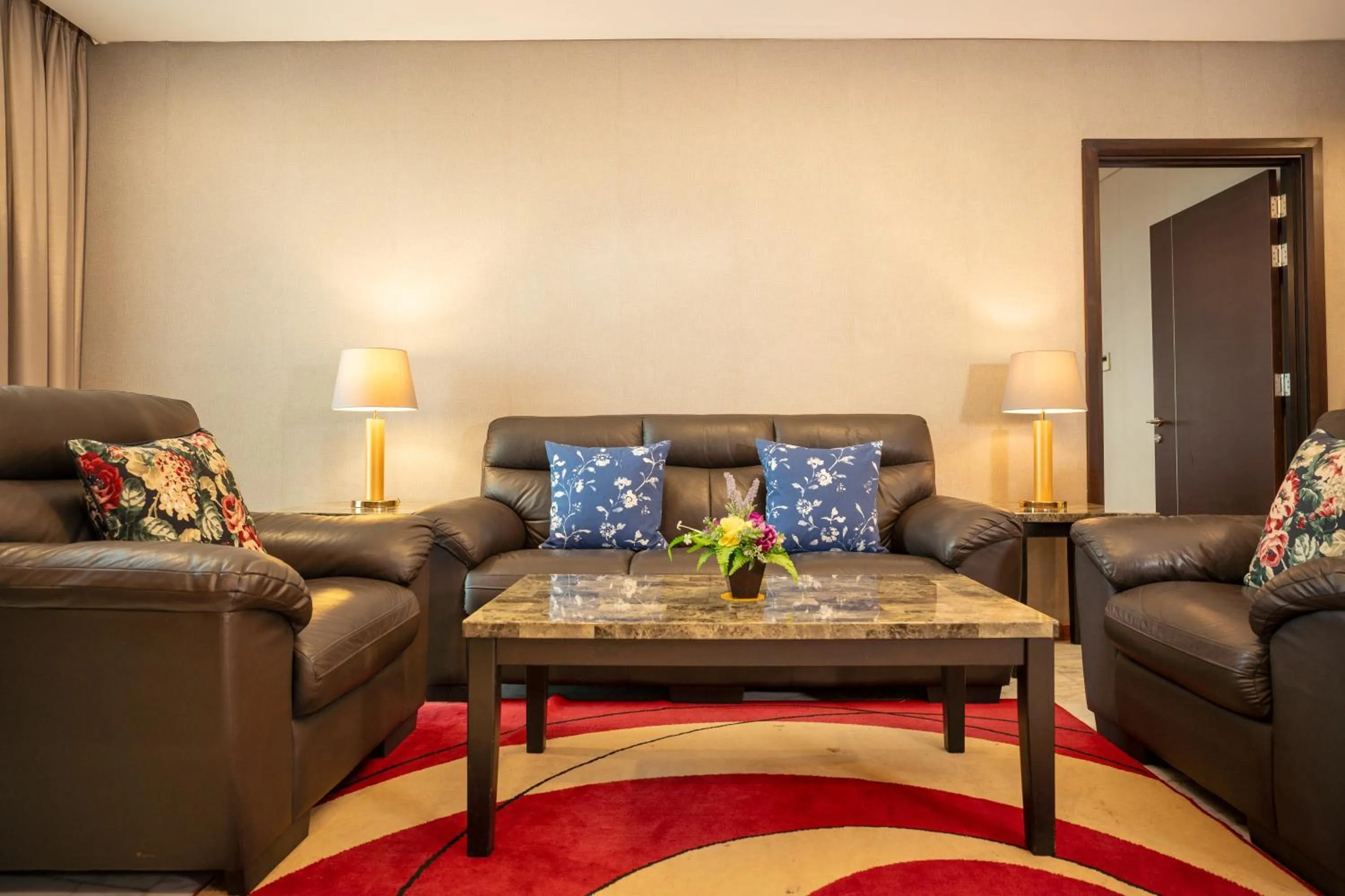 Living room in Nagoya Hill Hotel Batam