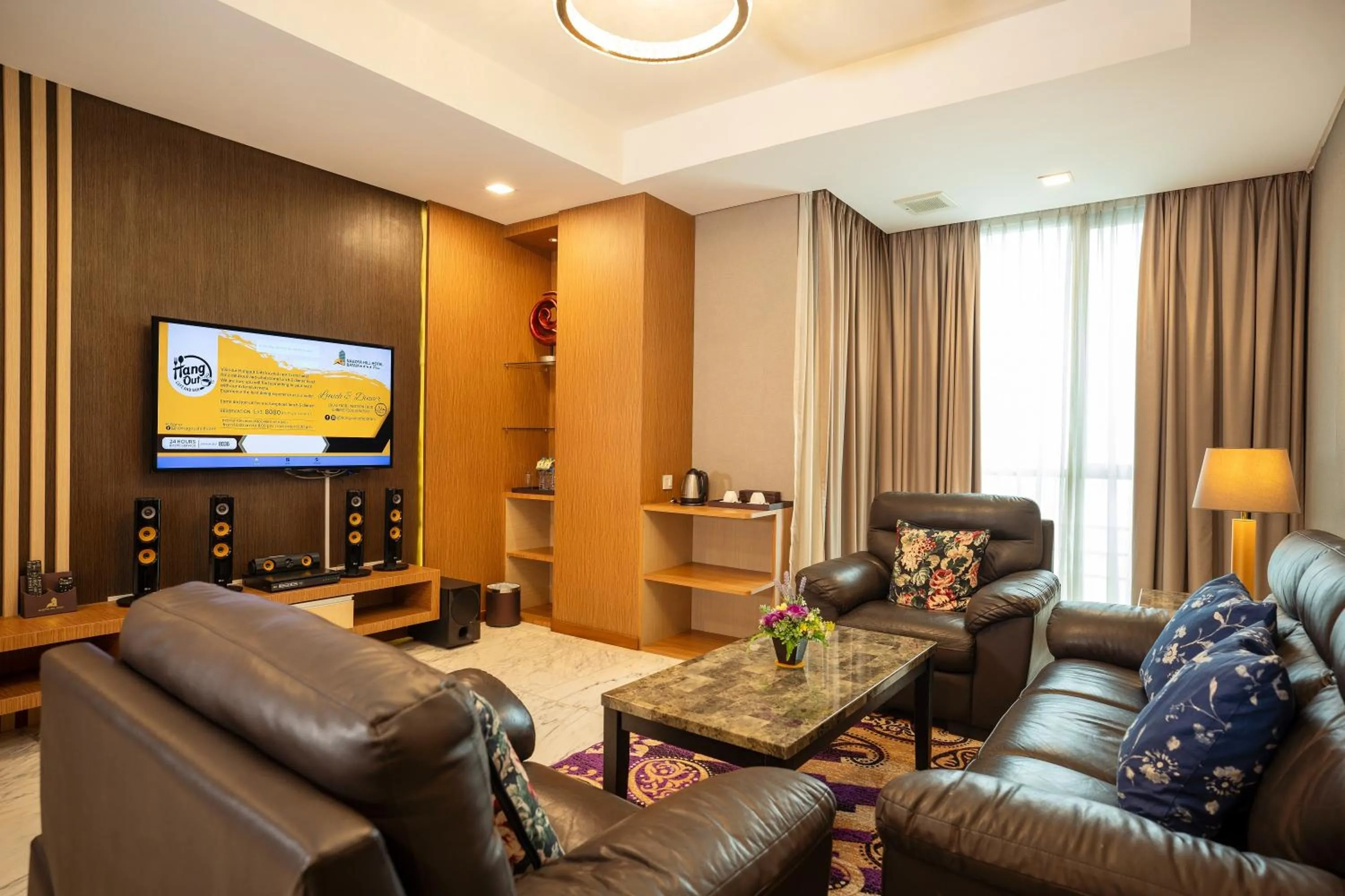 Living room in Nagoya Hill Hotel Batam